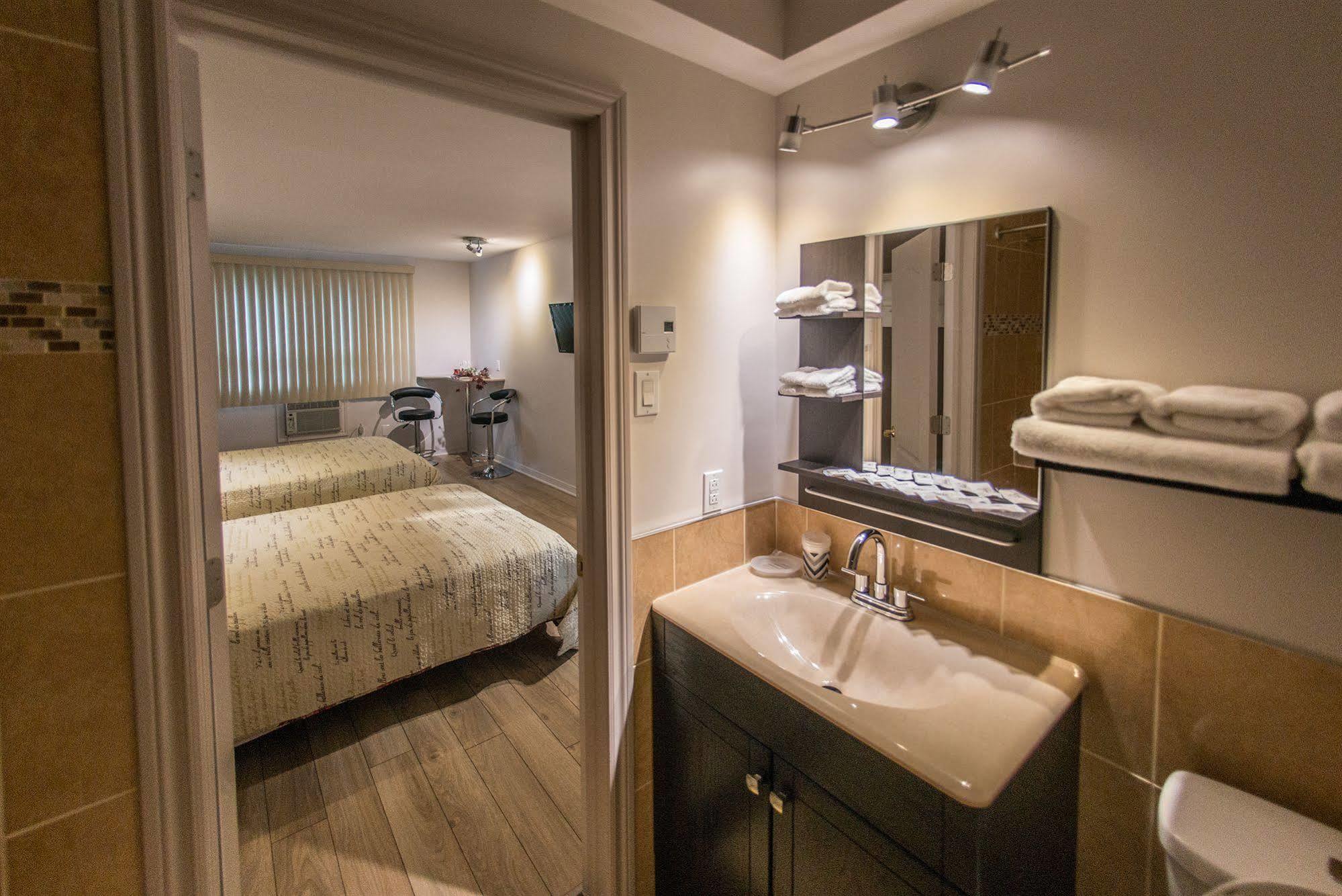 St. Jacques Motel Montreal