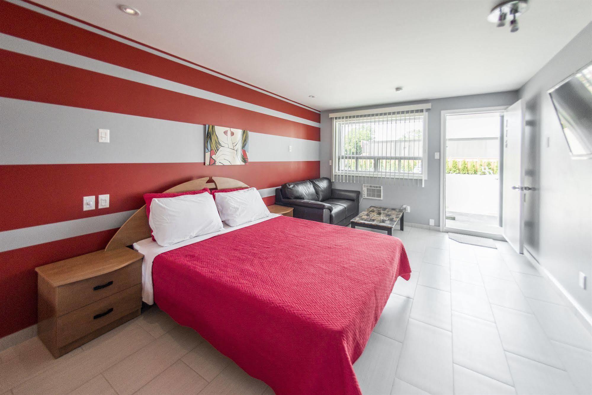 St. Jacques Motel 2*