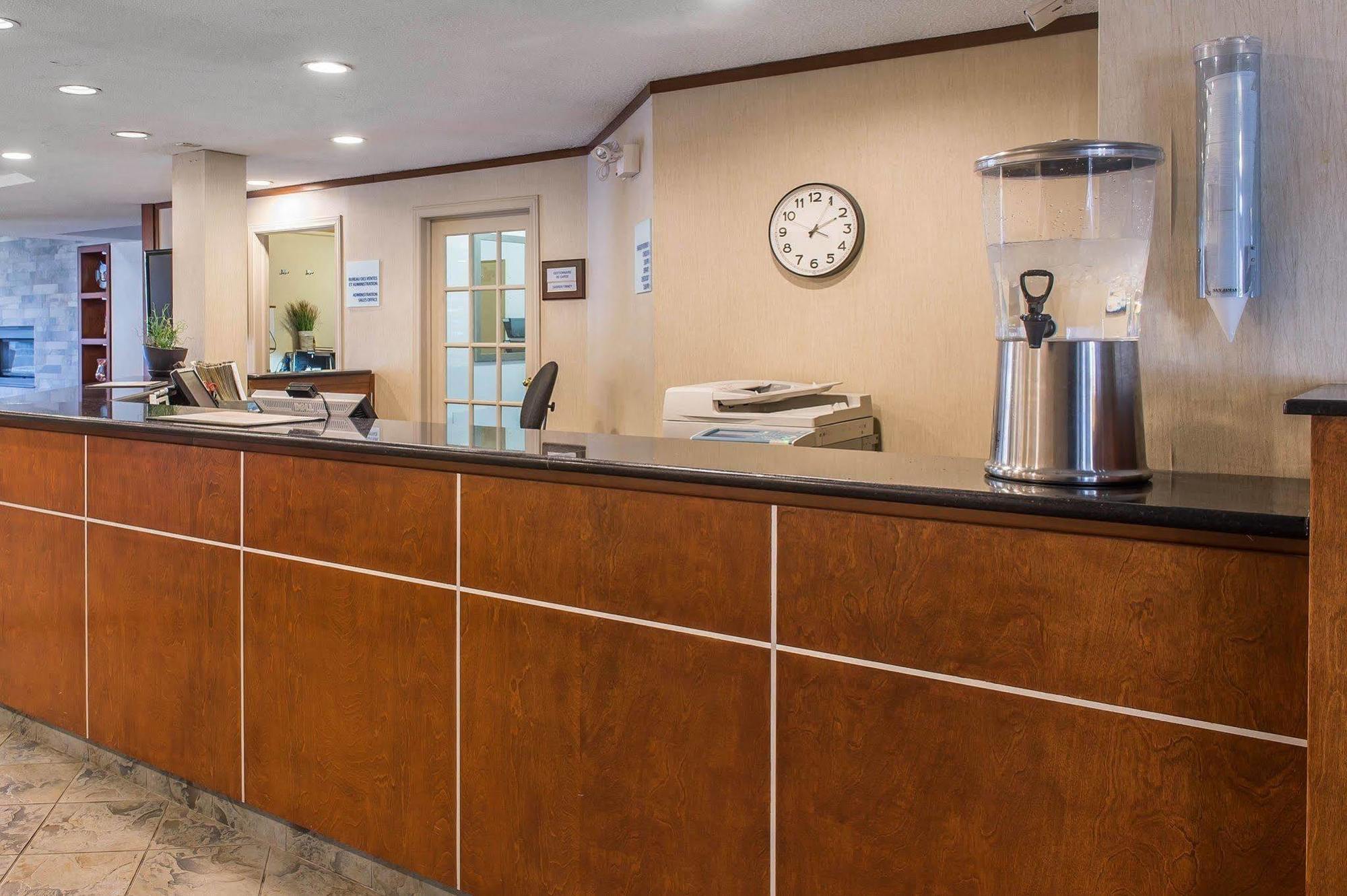 Ramada Plaza By Wyndham Hotel 3*