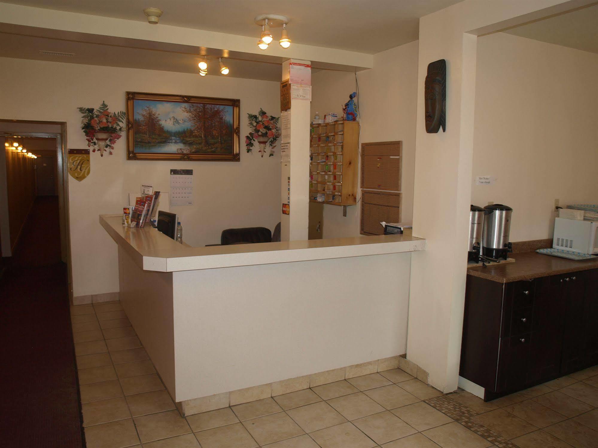 Quality Centre-ville Inn 3*