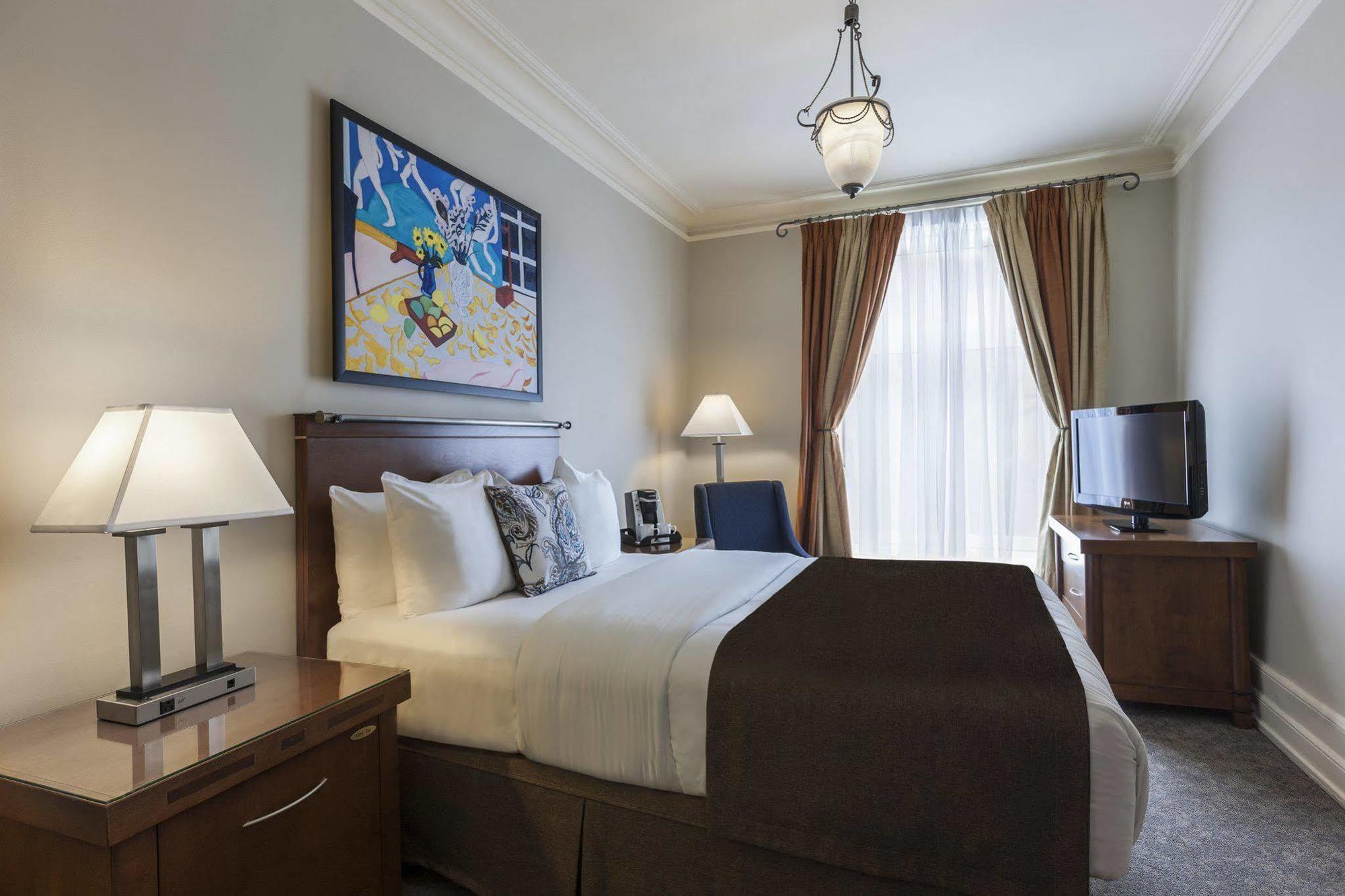 Chateau Versailles 4* Montreal