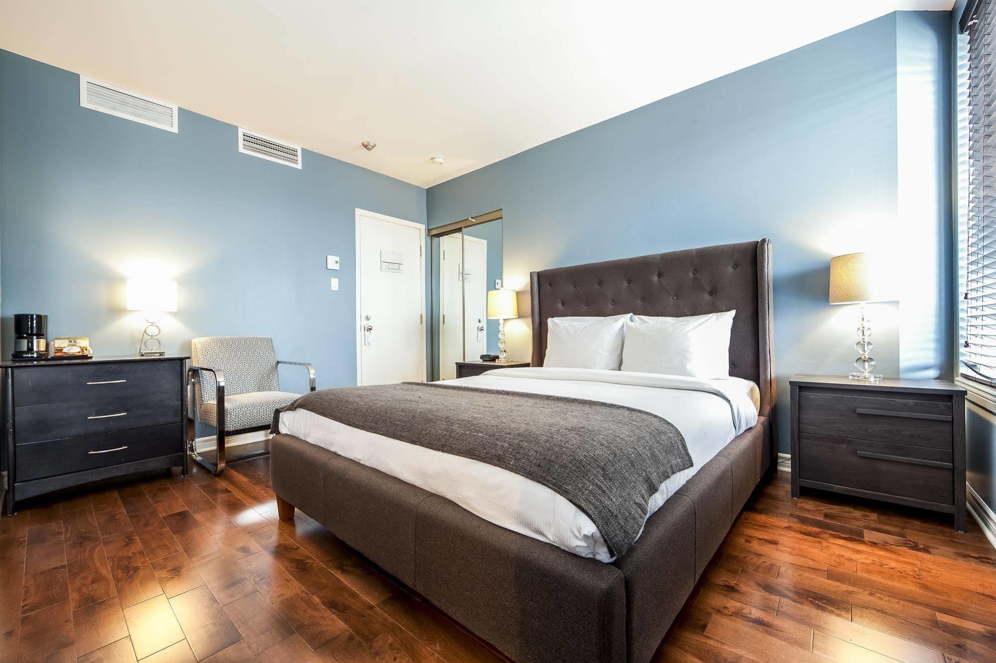 De La Fontaine 3* Montreal