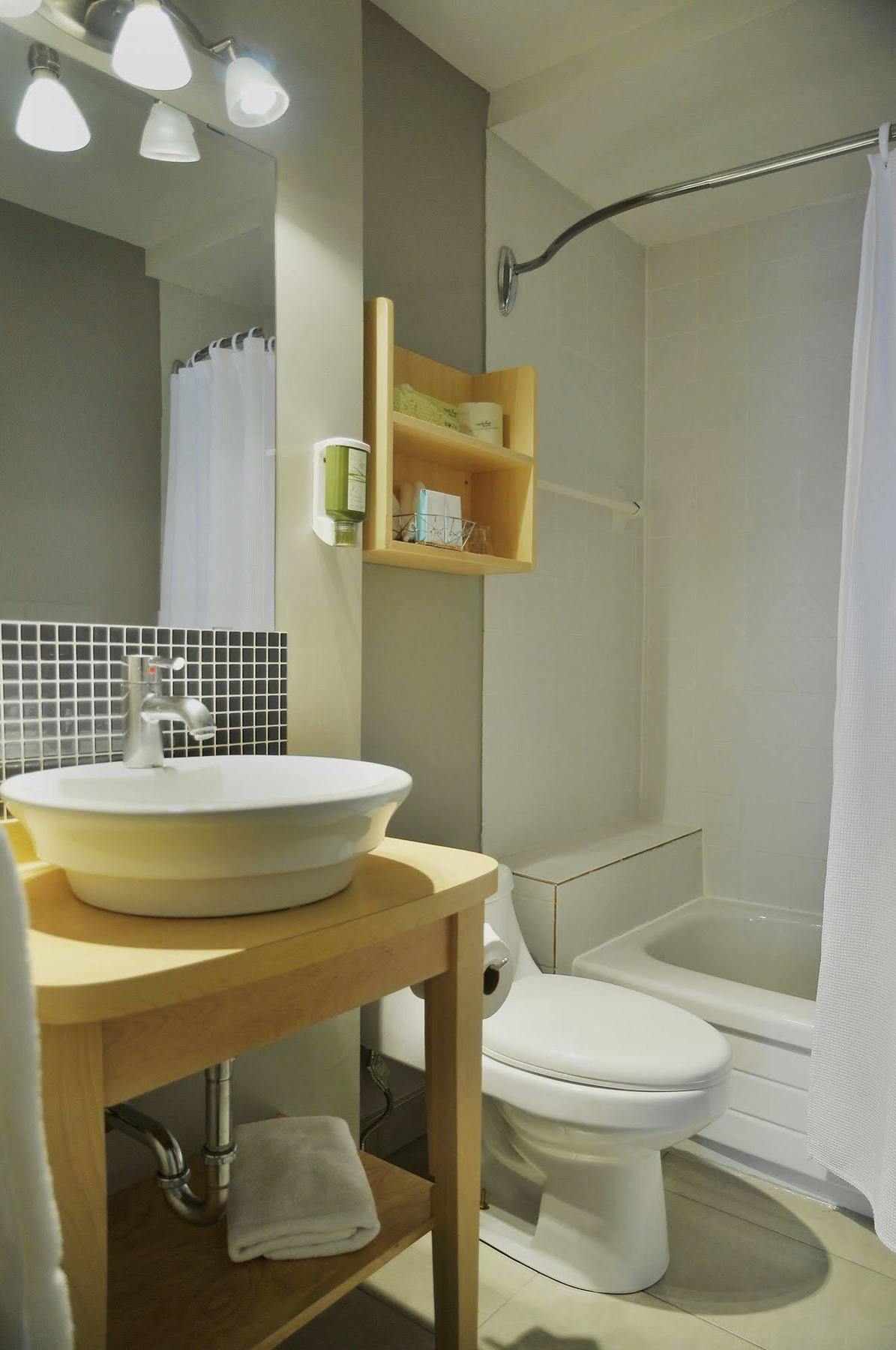 Inn De La Fontaine 3*
