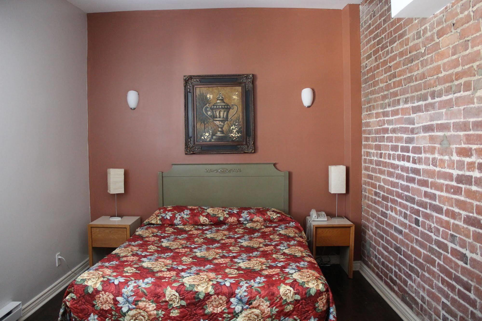 Hotel Saint-andre Montreal