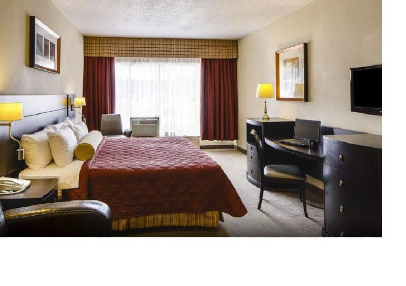 Hotel Royal Versailles Montreal