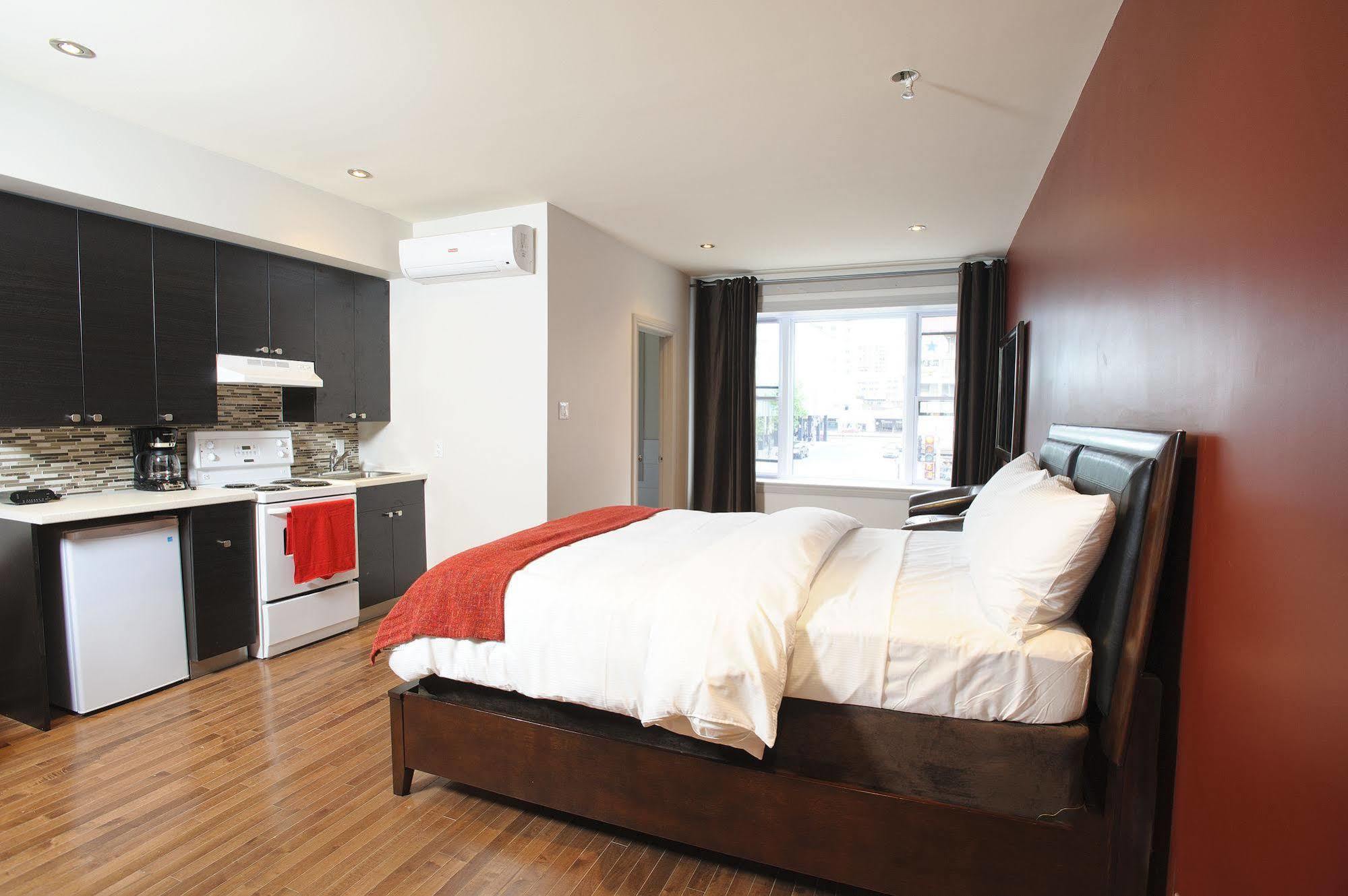 Inn & Carre Saint-louis Montreal