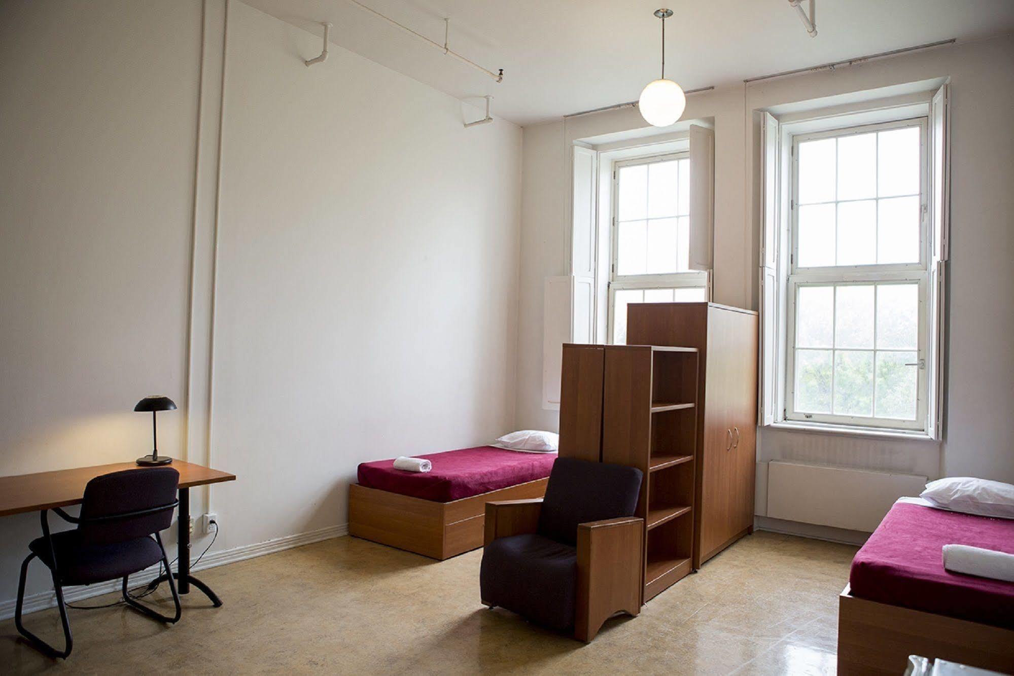 Hotel The Grey Nuns By Concordia Montreal