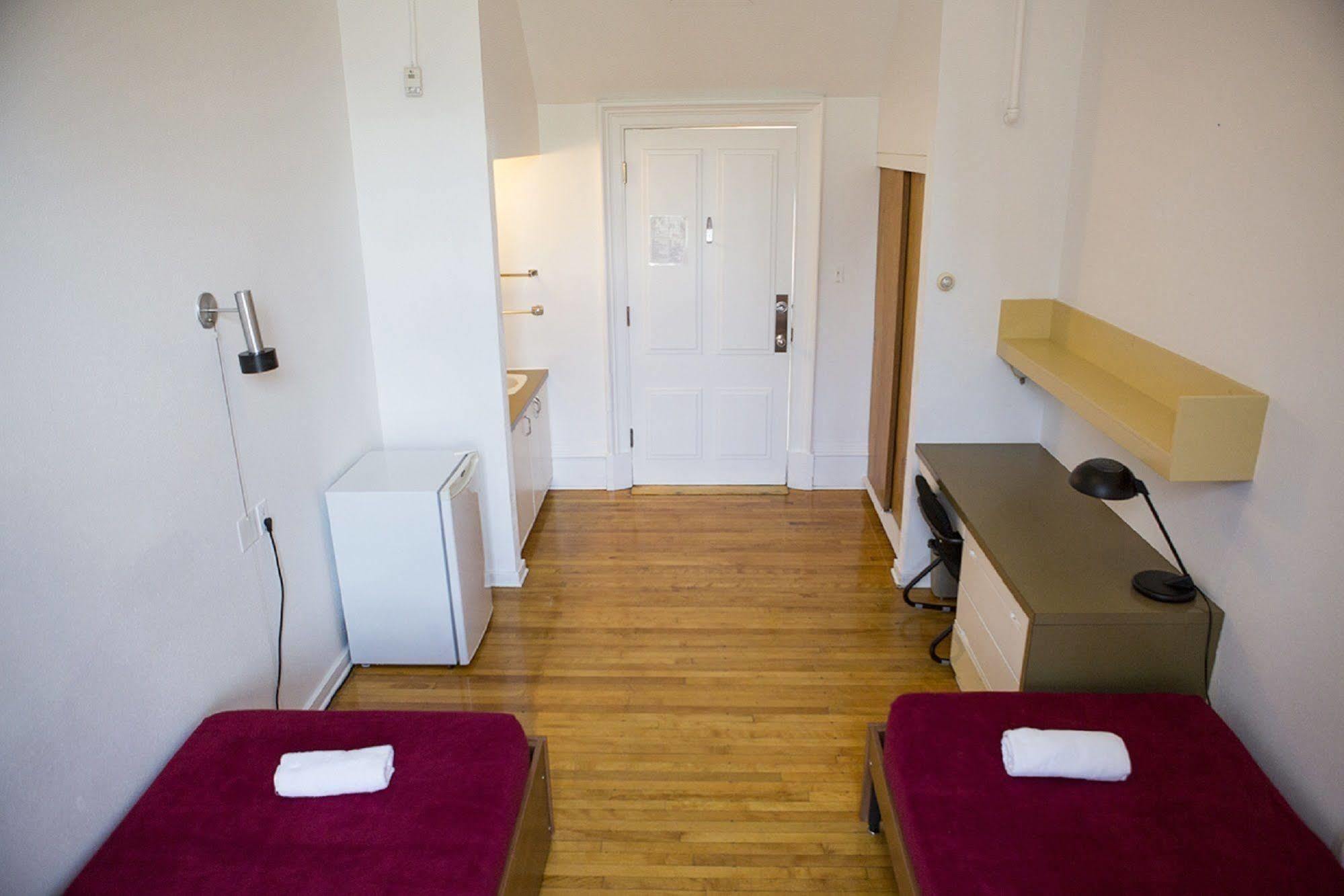 Hotel The Grey Nuns By Concordia 3*
