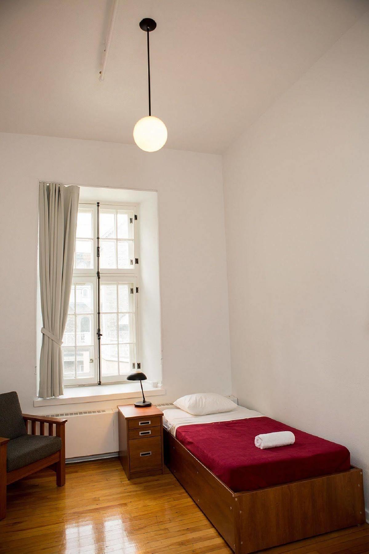 Hotel The Grey Nuns By Concordia Montreal