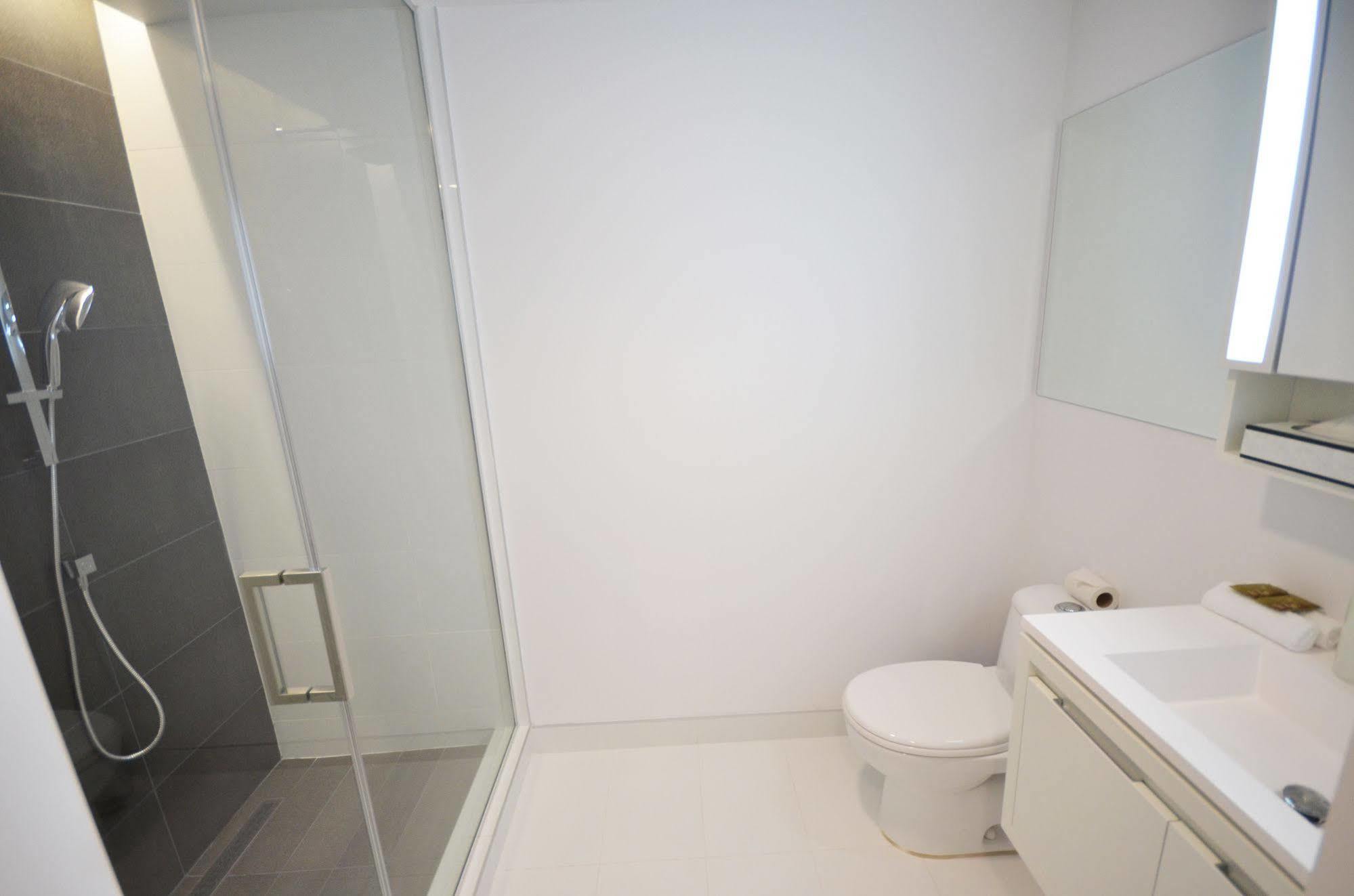 Likeahotel - Le Centre Bell 3*