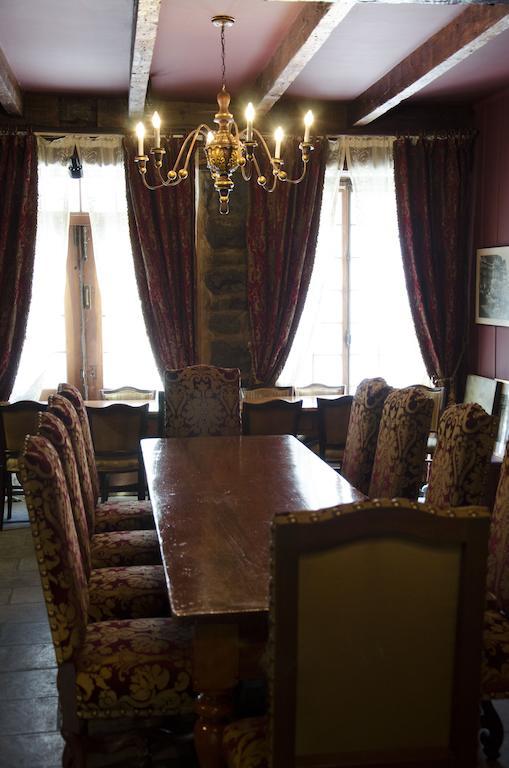 Hotel Pierre Du Calvet