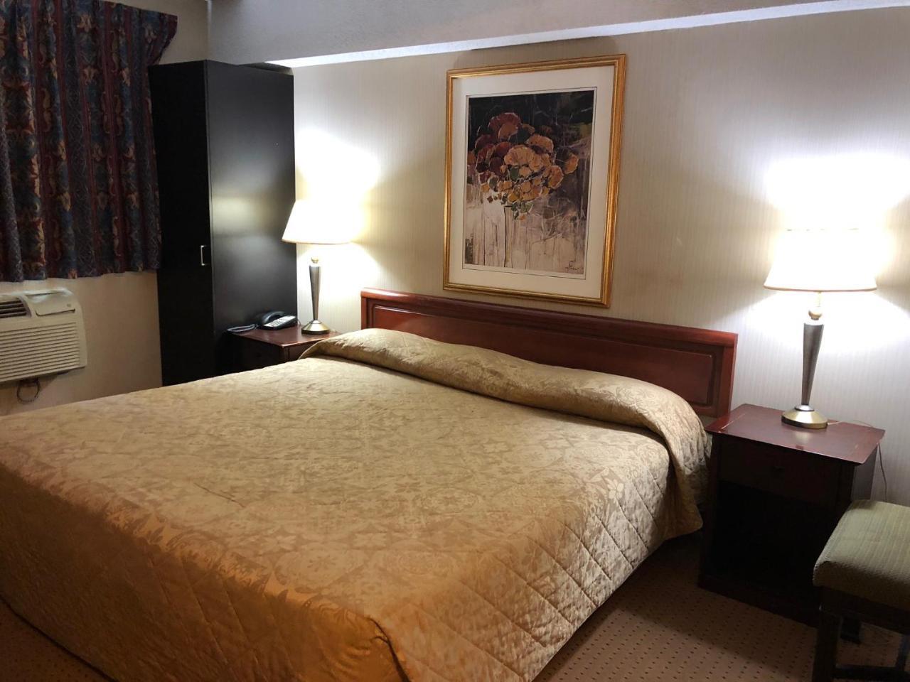 Hotel Des Arts Montreal