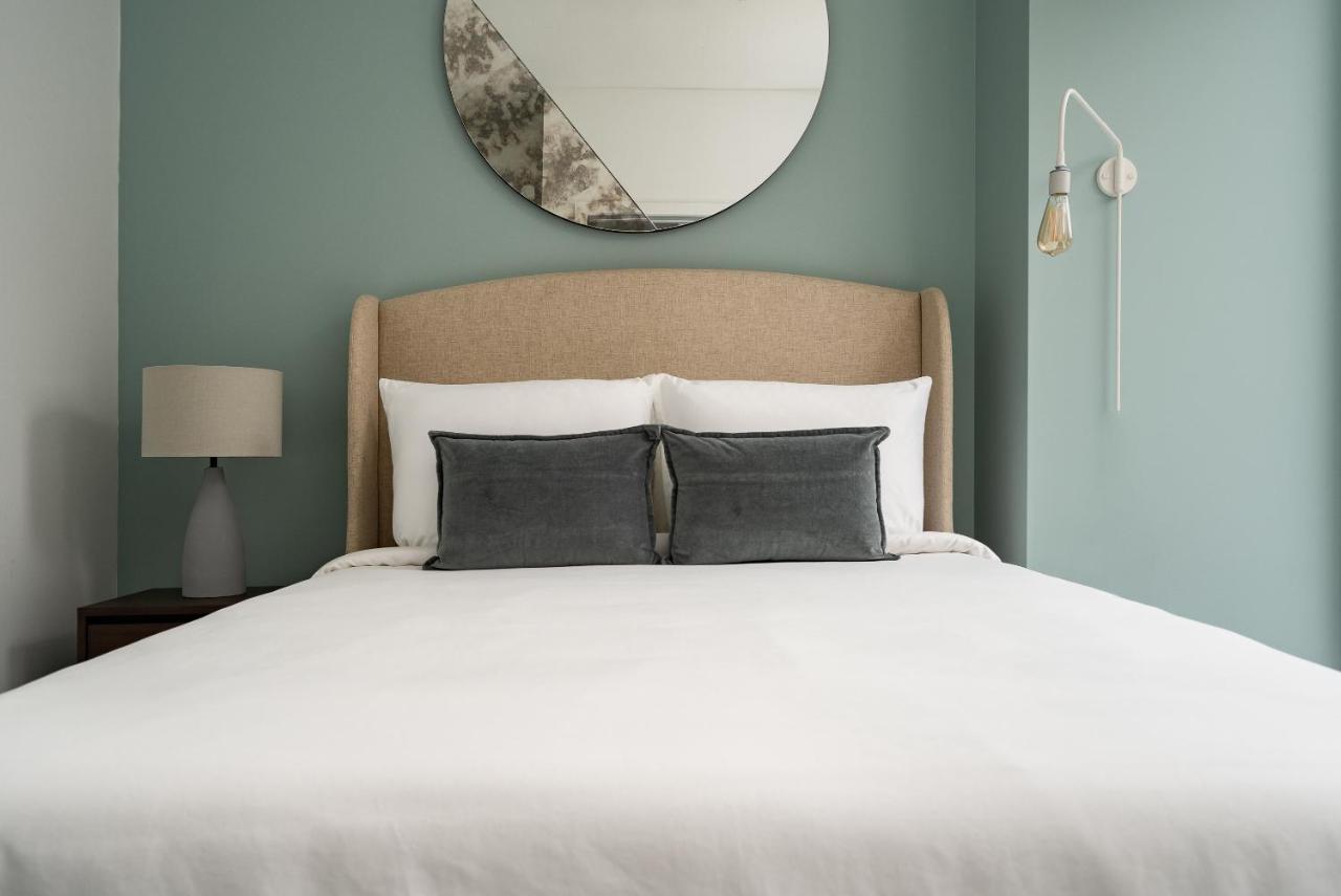 Bright Griffintown Suites By Sonder * Montreal
