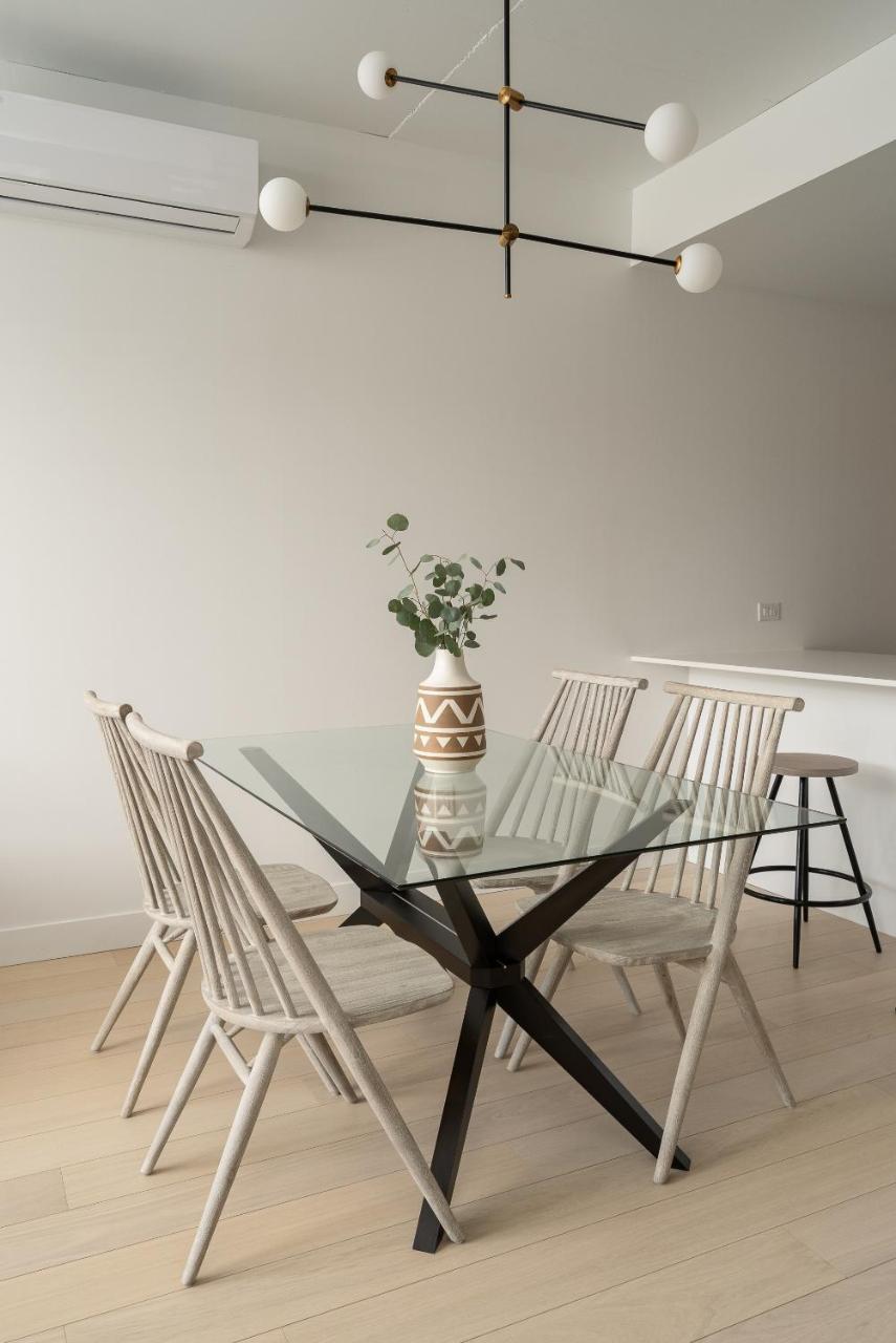 Bright Griffintown Suites By Sonder *