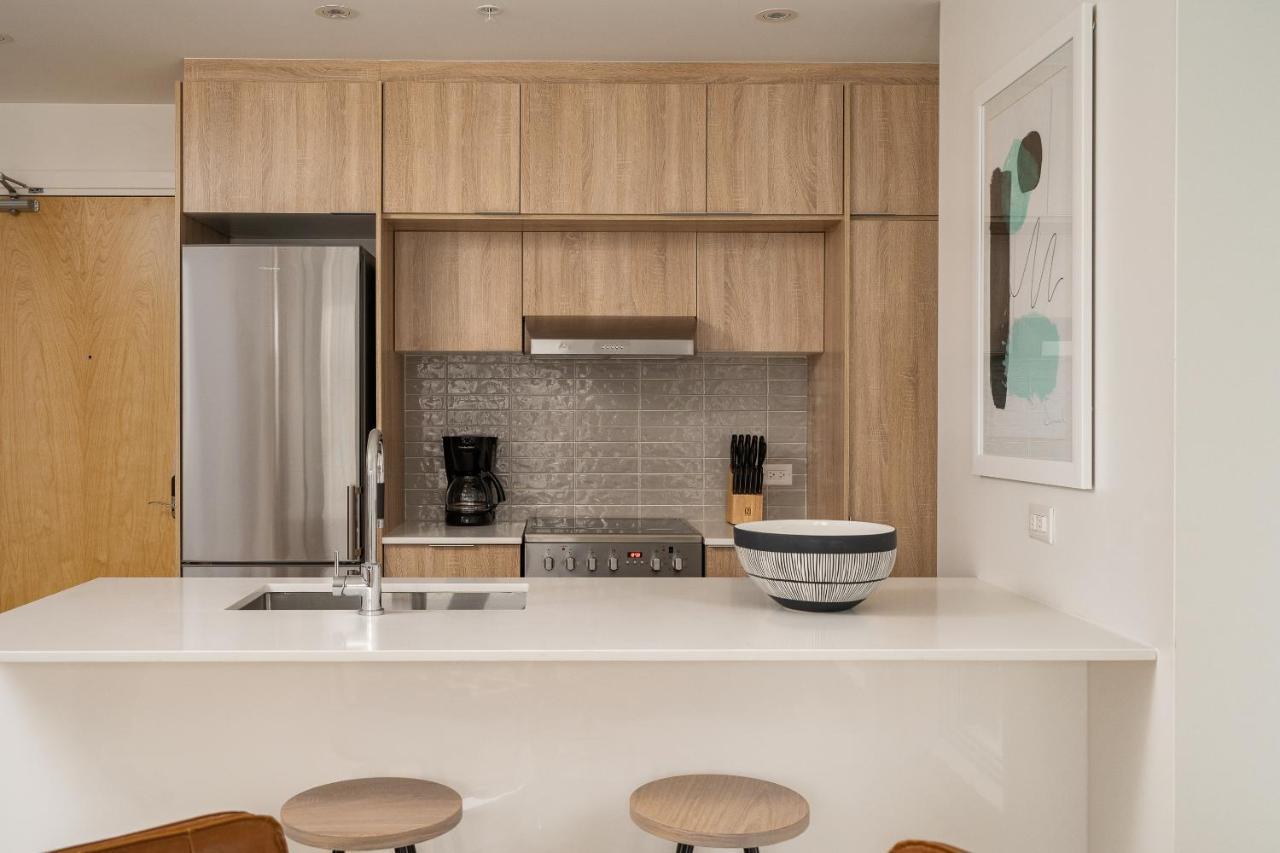 Bright Griffintown Suites By Sonder *