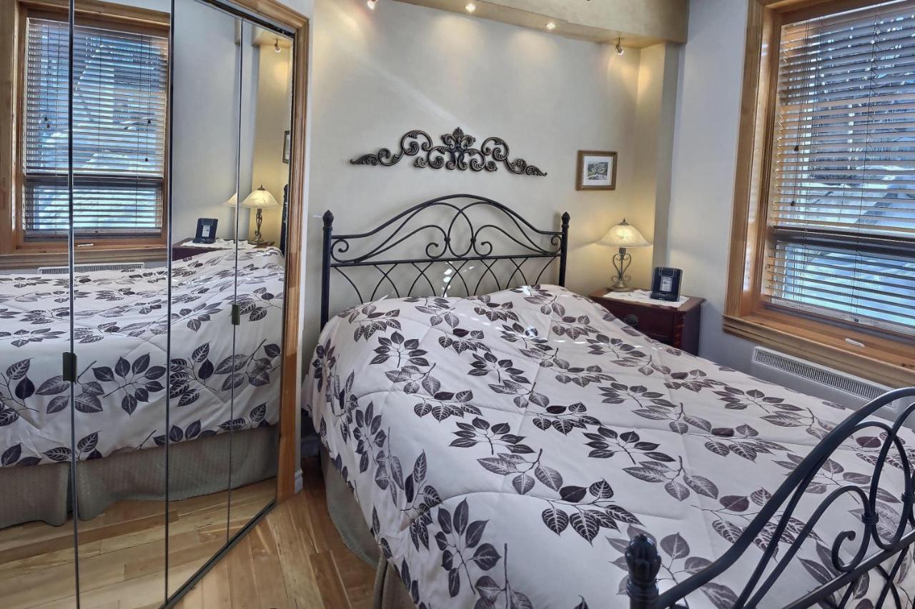 Le Sieur De Joliette Bed & Breakfast 3*