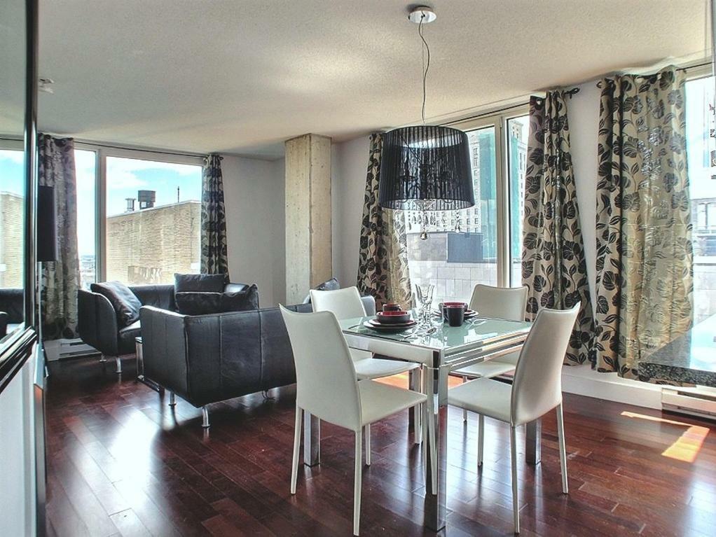888 Rue Saint-francois-xavier 1502 Apartment Montreal