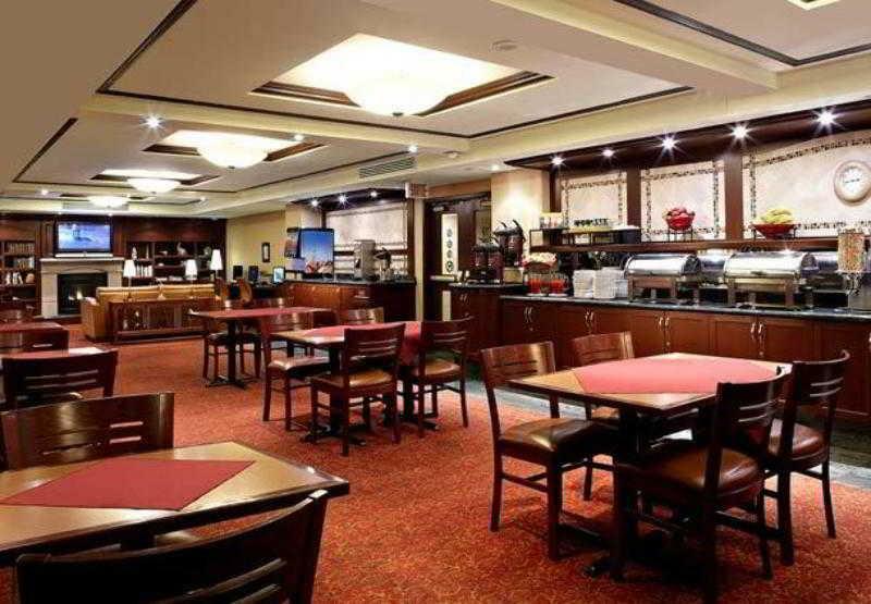 By Marriott Downtown Hotel Montreal