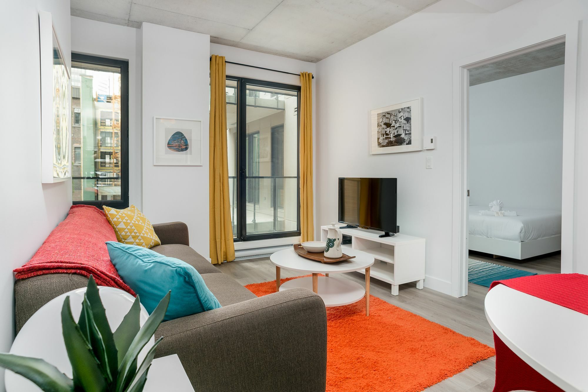 Bold 2br In Old By Sonder *