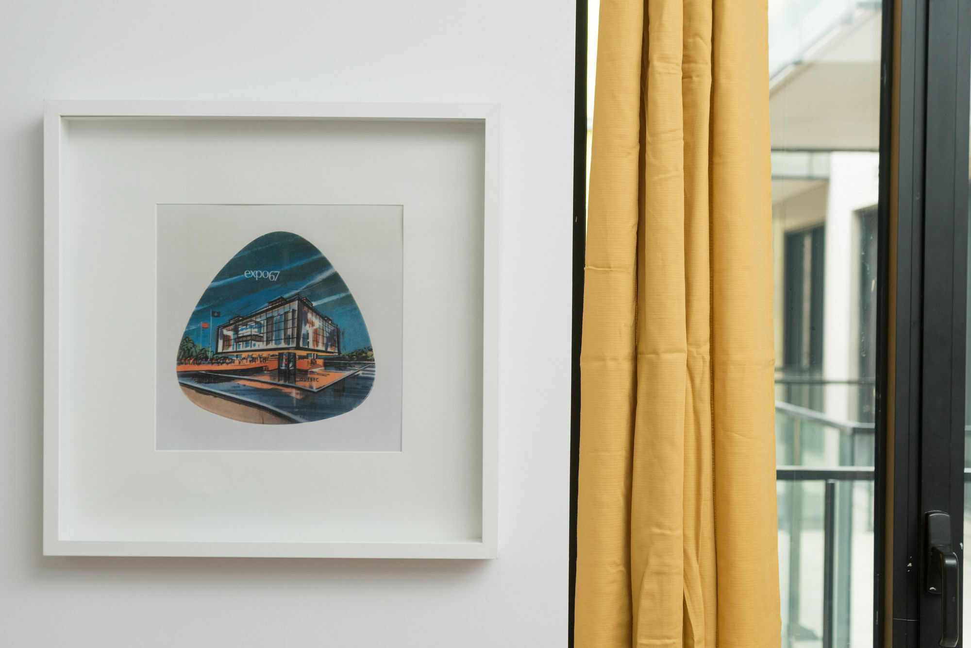 Bold 2br In Old By Sonder Montreal