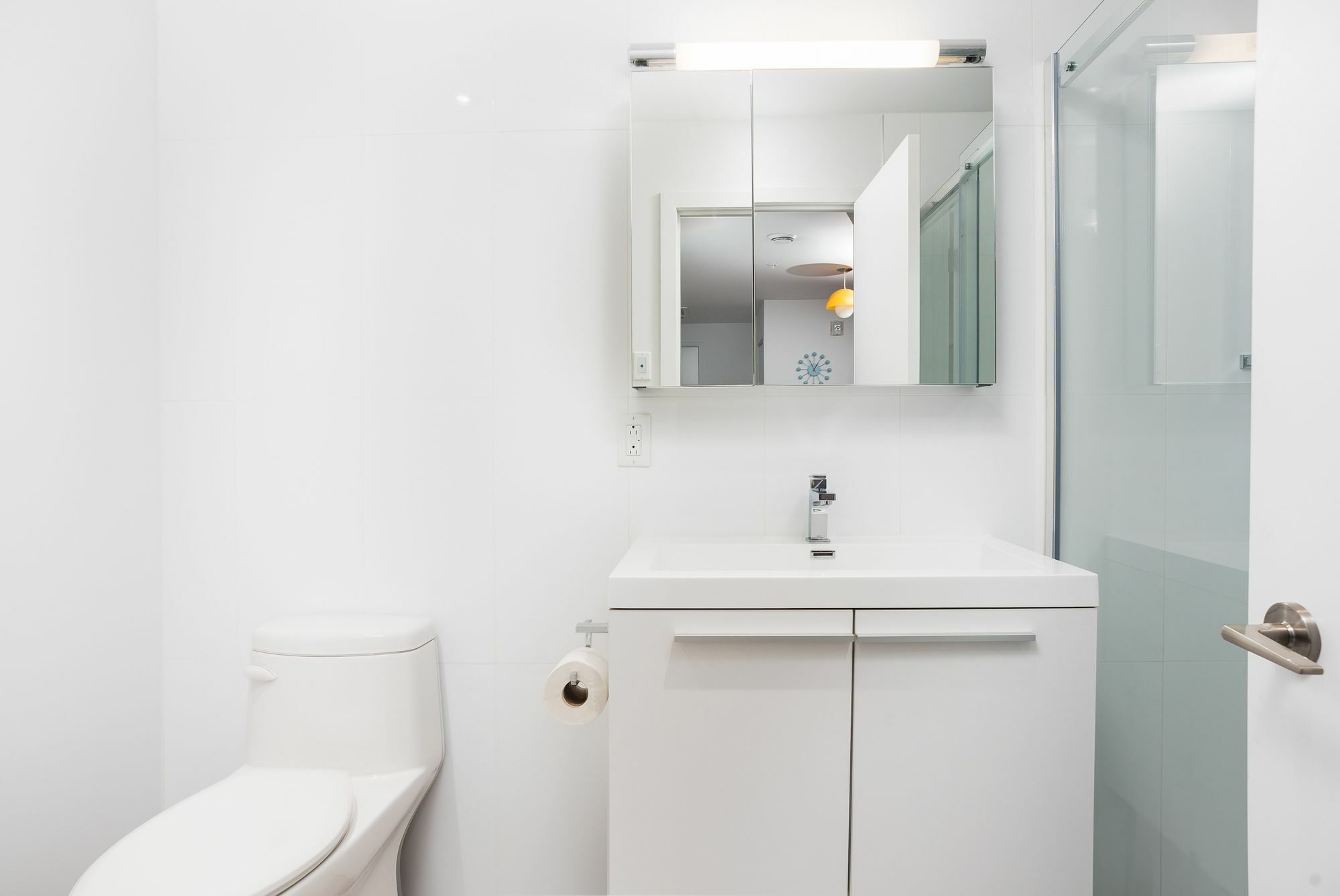 Apartment Bold 2br In Old By Sonder Montreal