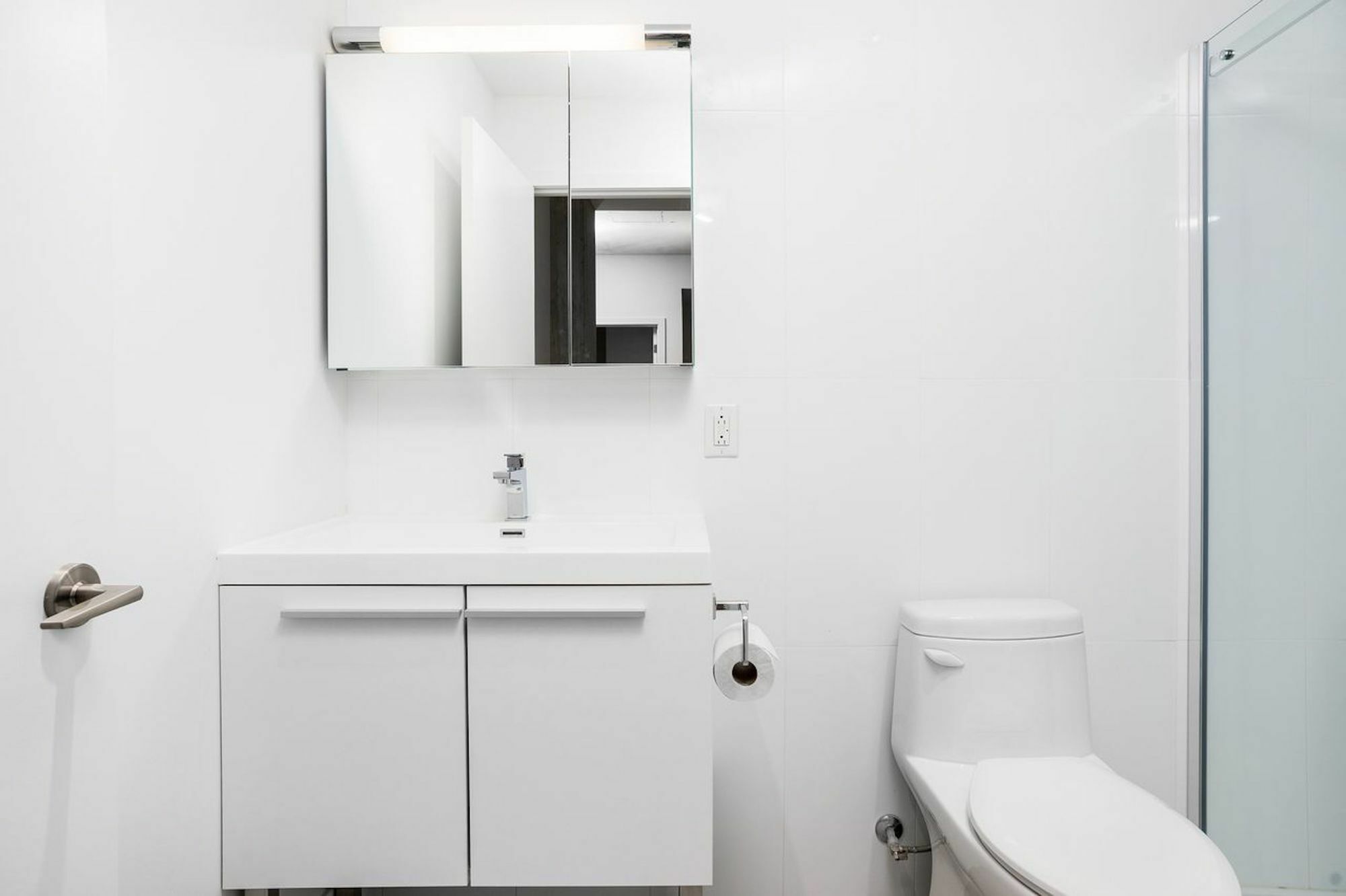 Vibrant 2br In Old By Sonder Apartment Montreal