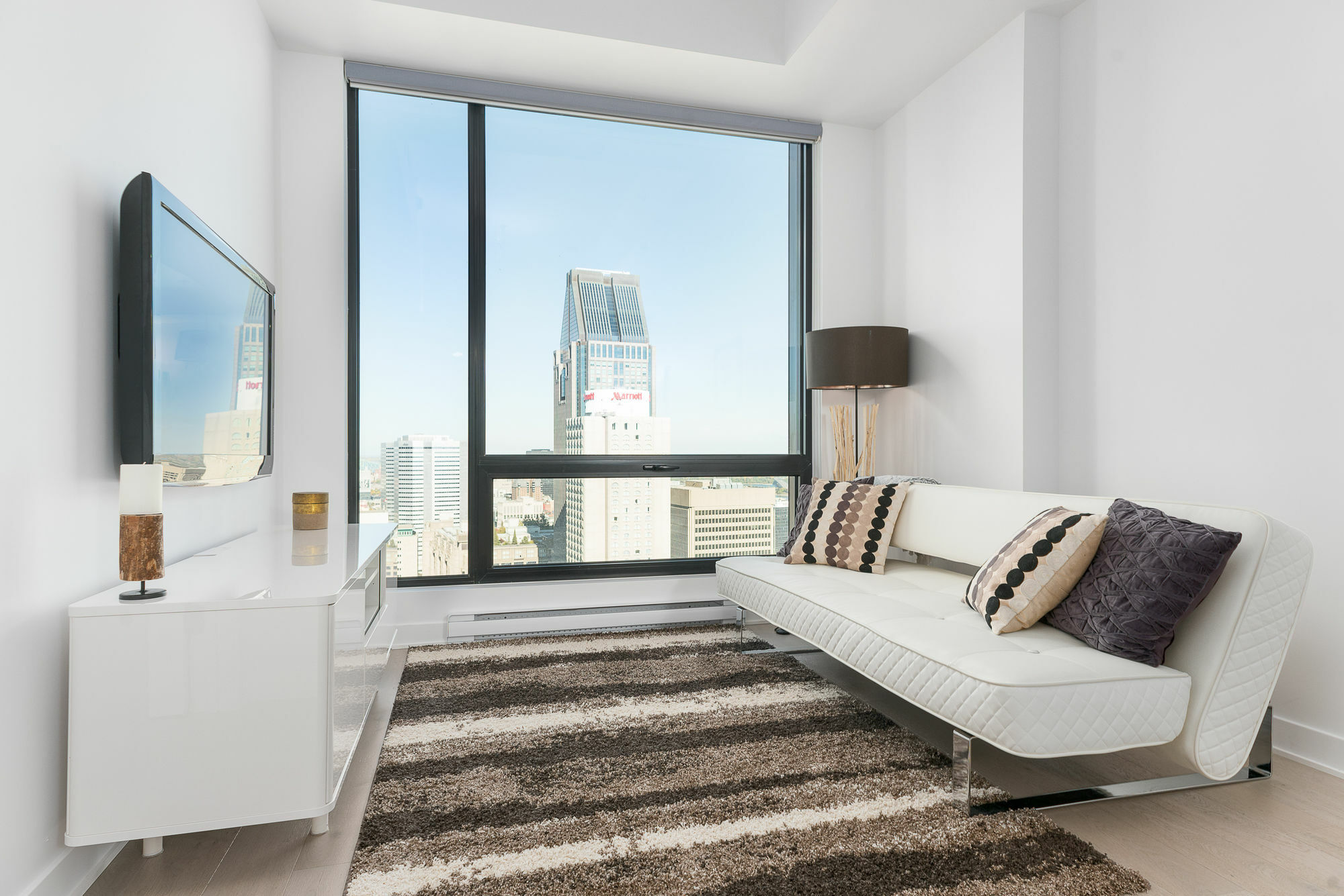 Posh 1br In Downtown Mtl By Sonder *
