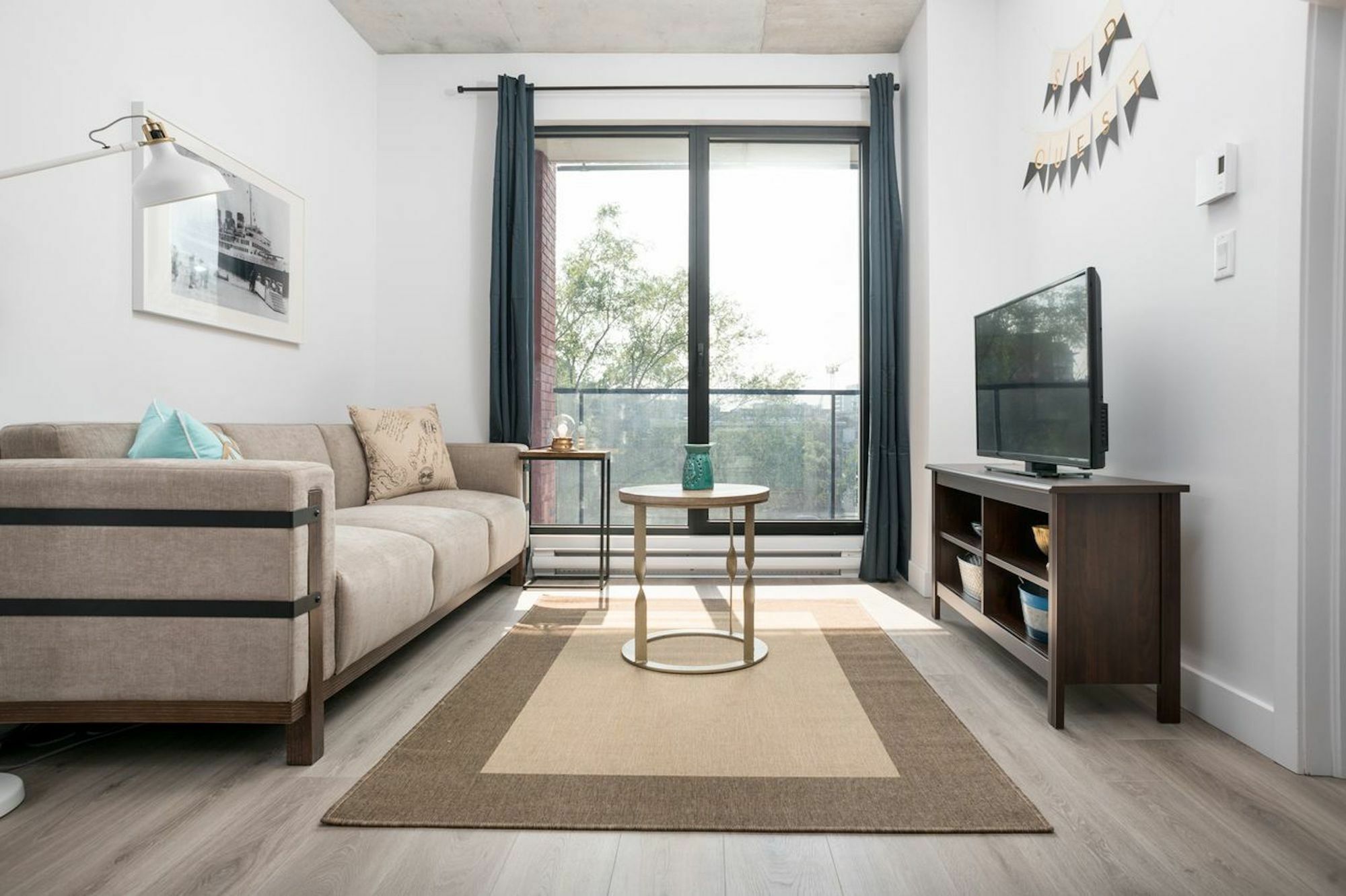 Modern 2br In Old By Sonder Apartment Montreal
