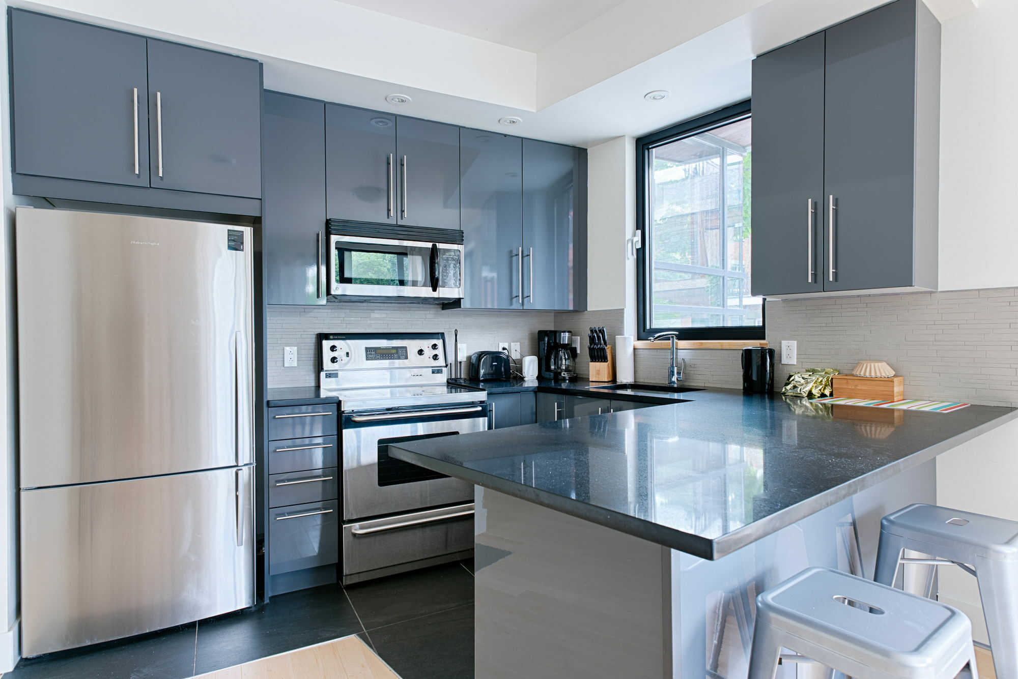 Sunny 5br In Plateau By Sonder Montreal