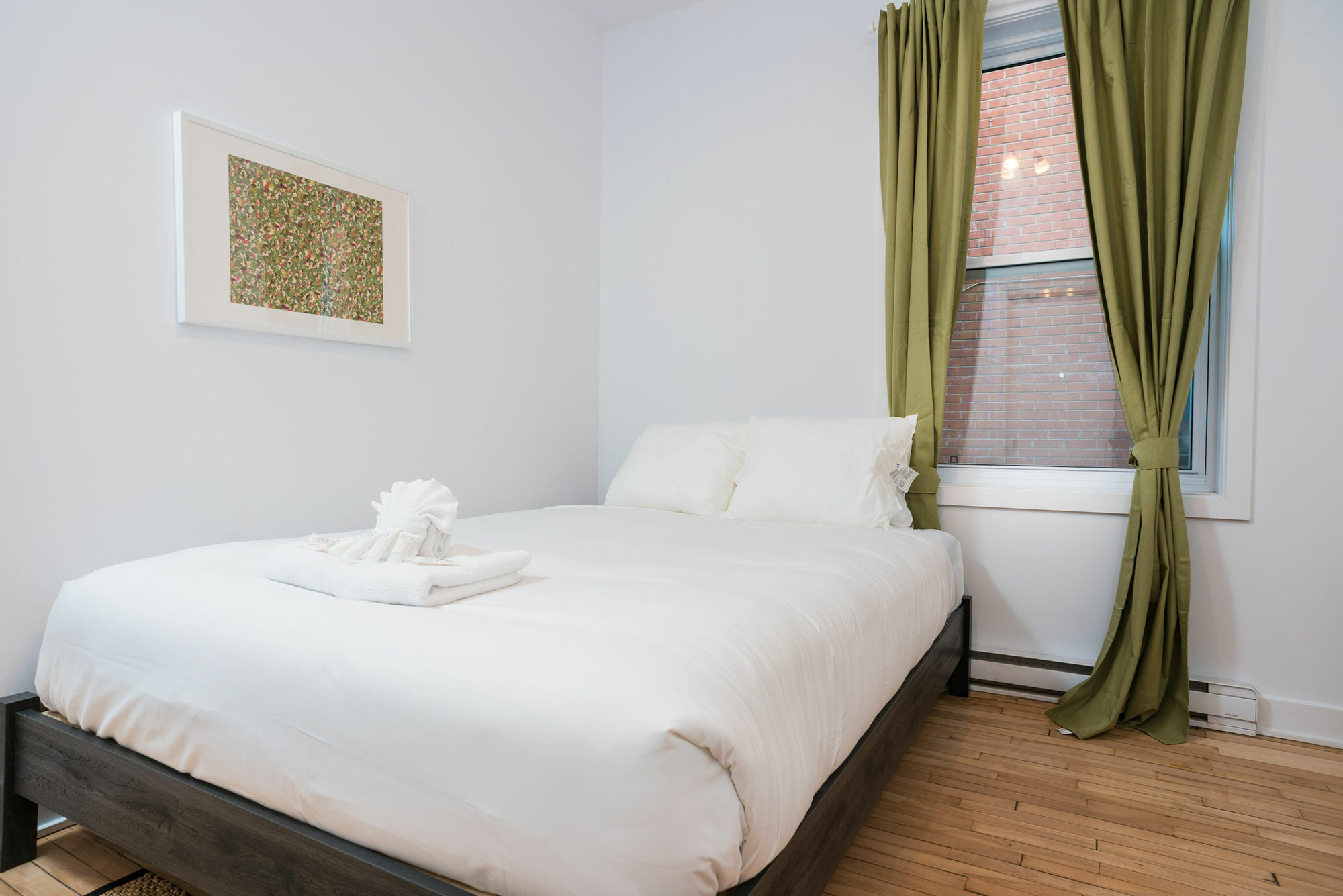 Apartment Artsy 4br In Plateau By Sonder *