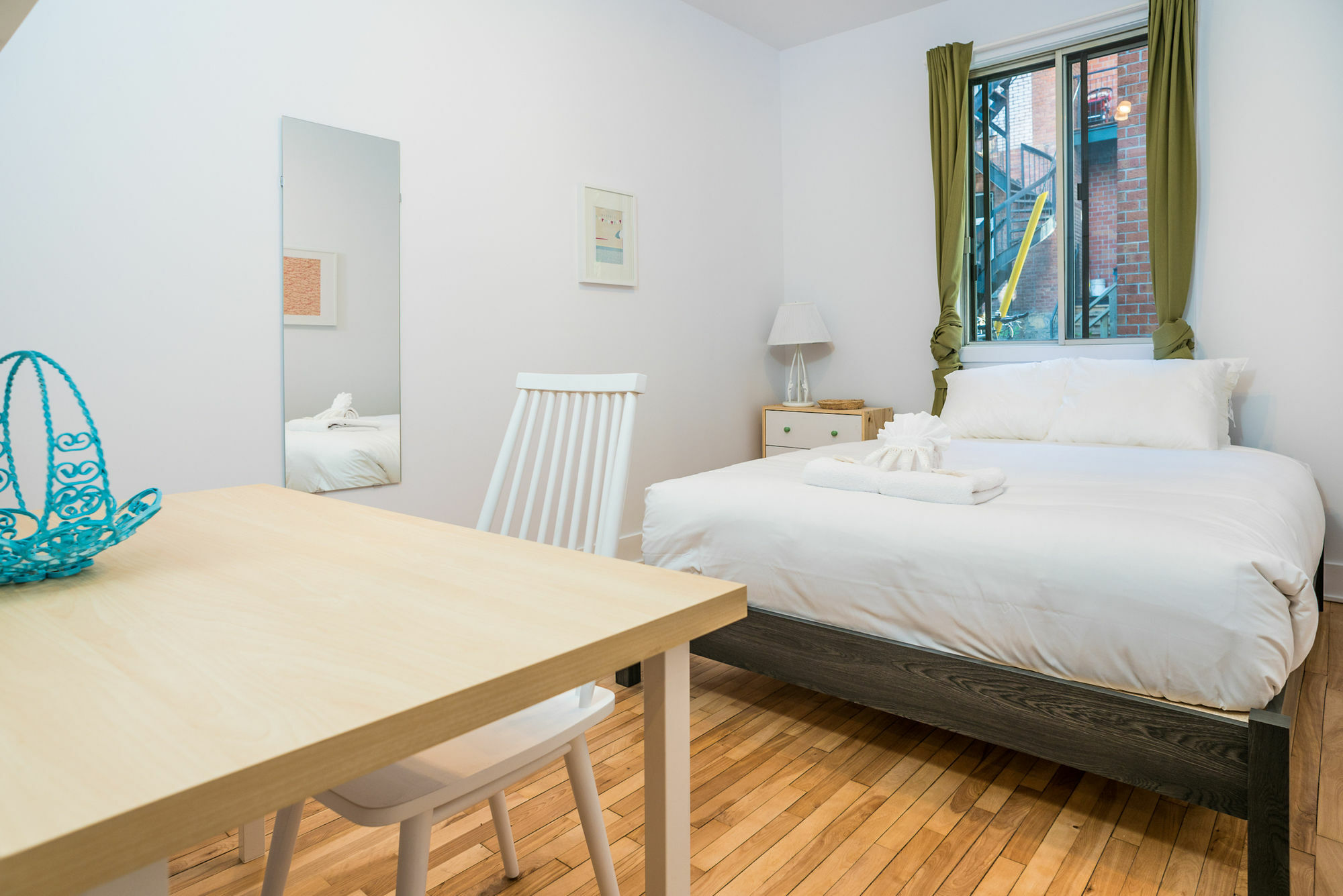 Artsy 4br In Plateau By Sonder * Montreal