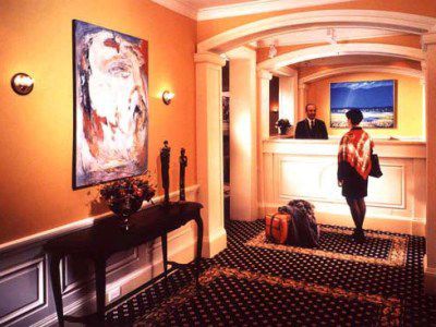 Chateau Versailles Hotel Montreal