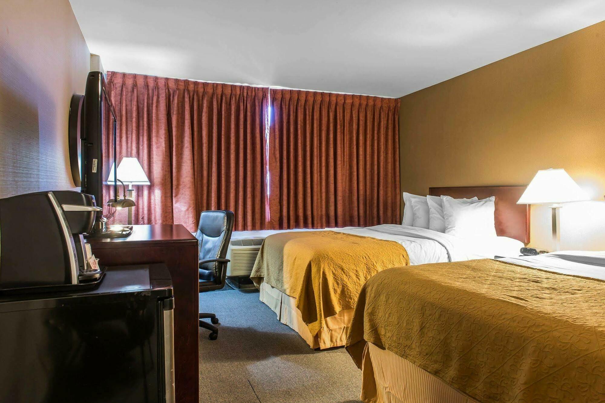 Hotel Ramada Plaza By Wyndham 3*