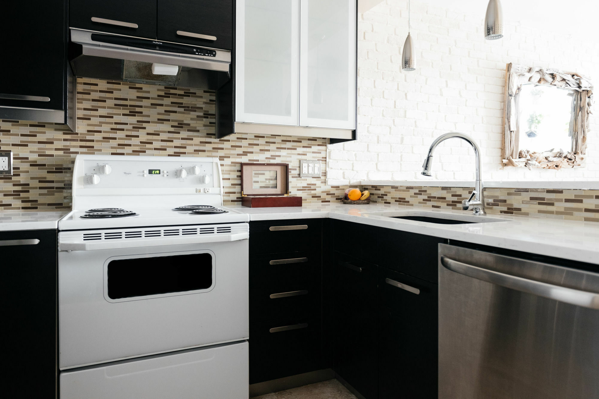 Bright 2br In Plateau By Sonder Montreal