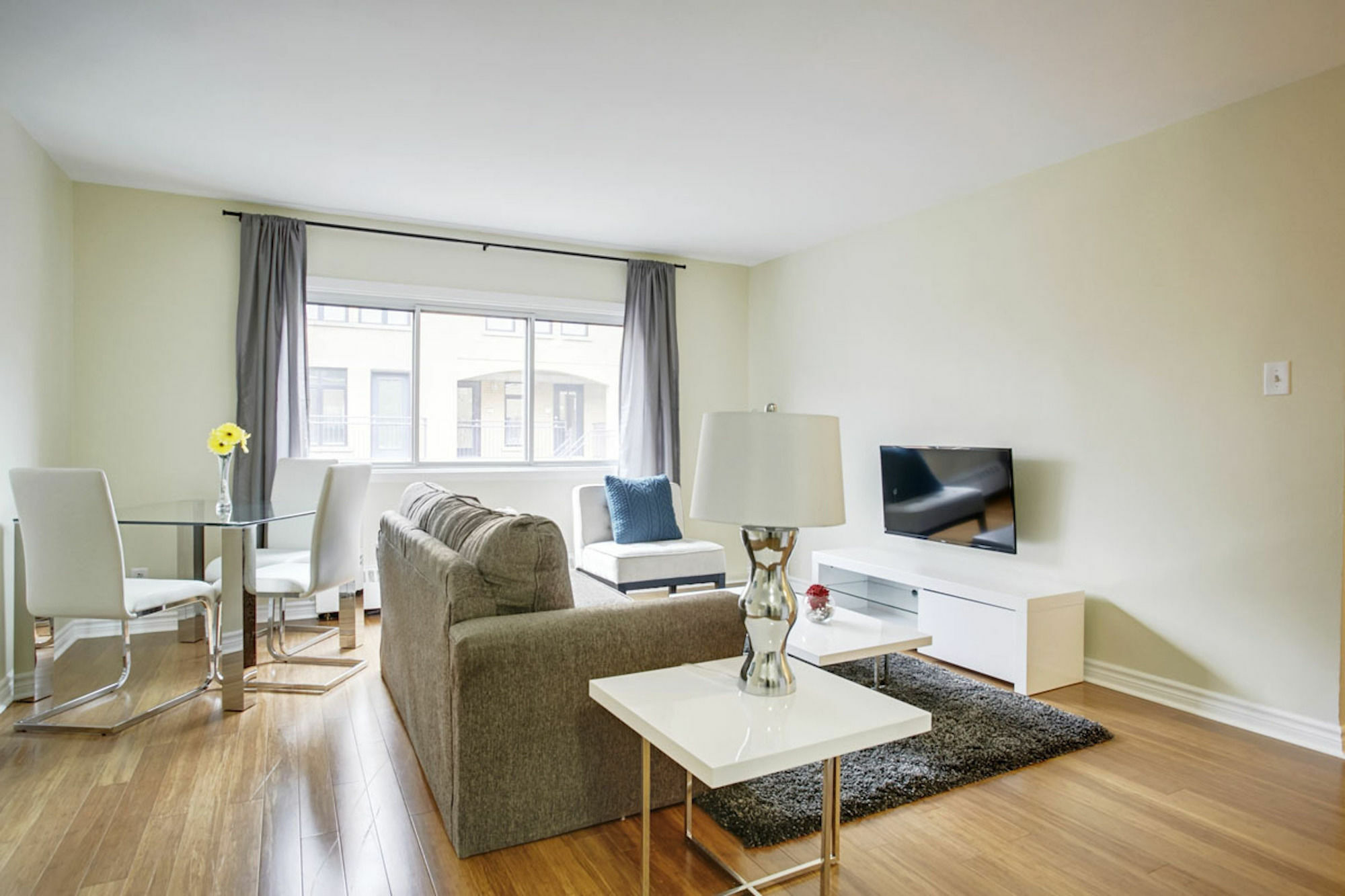 Bold 1br In Plateau By Sonder Apartment Montreal