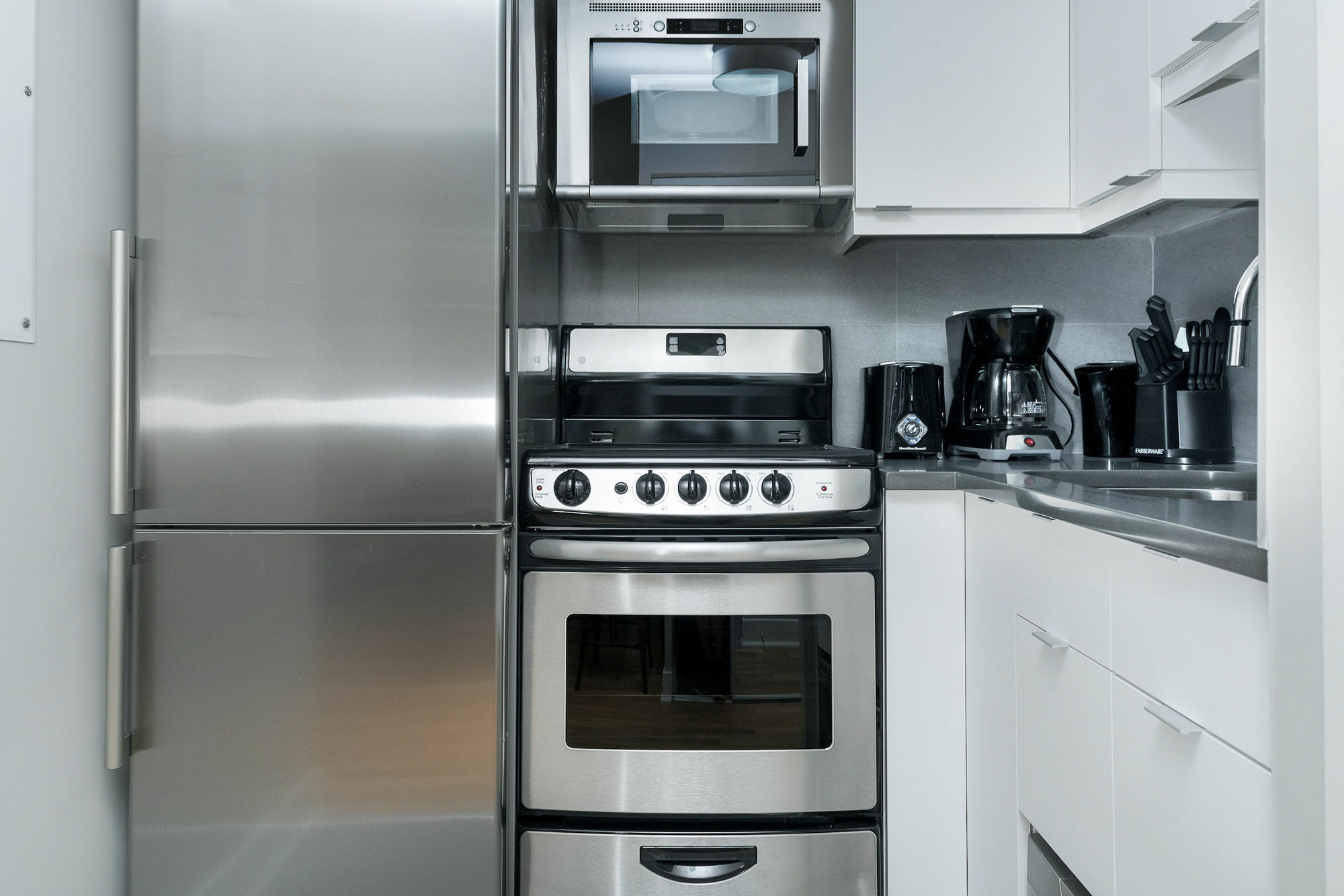 Chic 1br In Milton Park By Sonder * Montreal