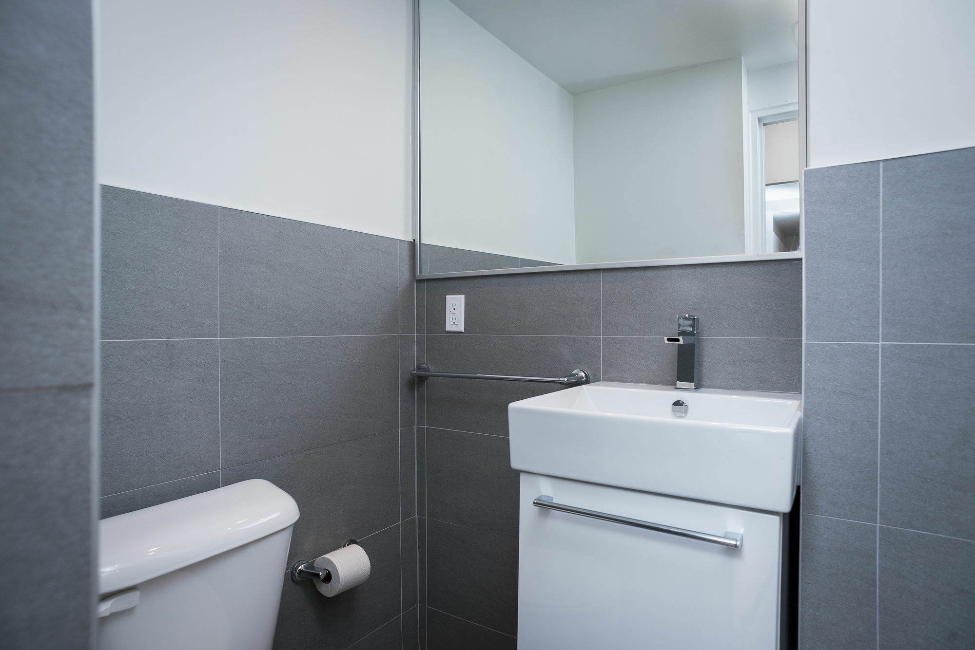 Distinctive 2br In Downtown Mtl By Sonder Apartment Montreal
