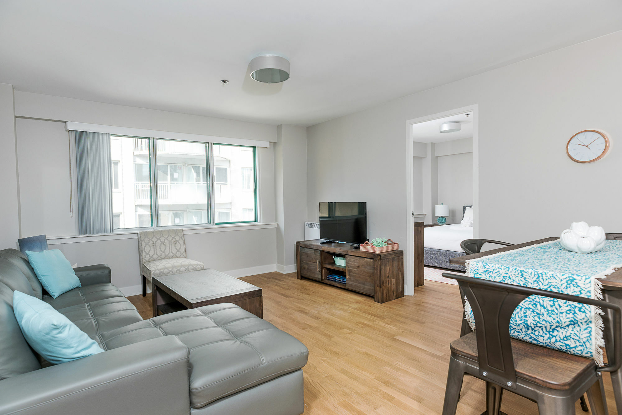 Chic 1br In Milton Park By Sonder Apartment Montreal