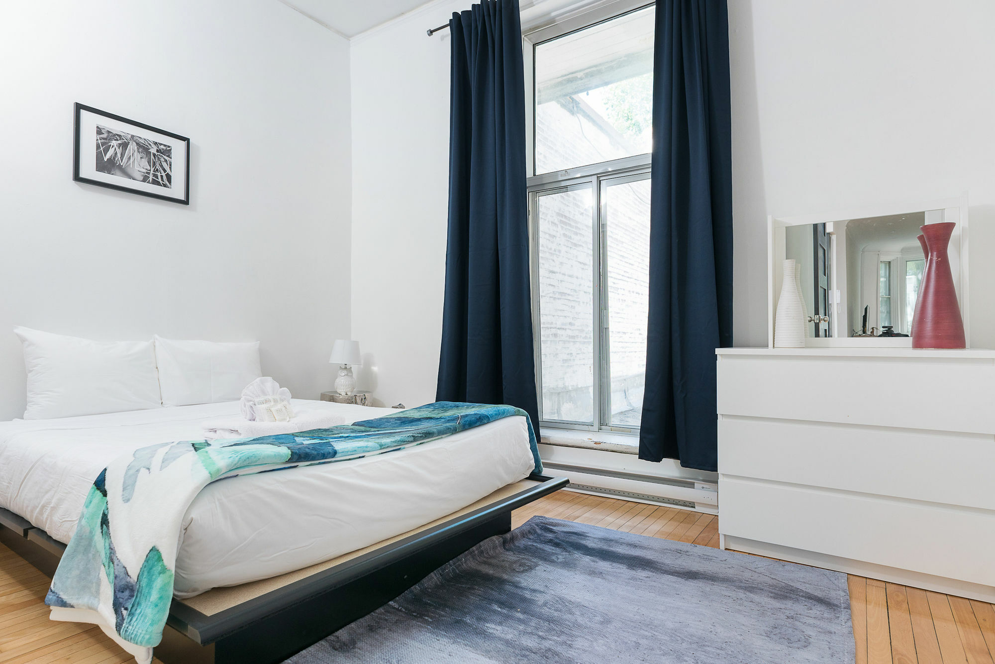 Charming 3br In Milton Park By Sonder Apartment Montreal