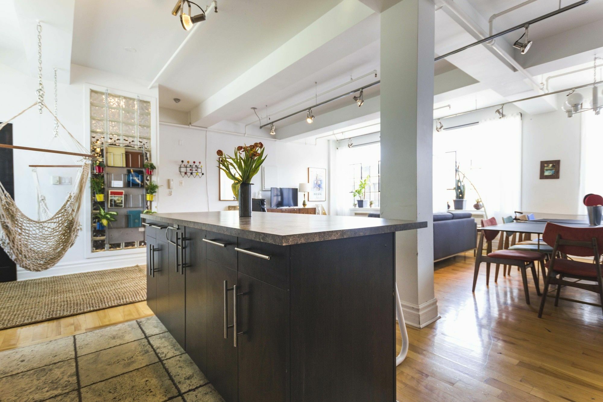 Industrial 5br In Plateau By Sonder * Montreal