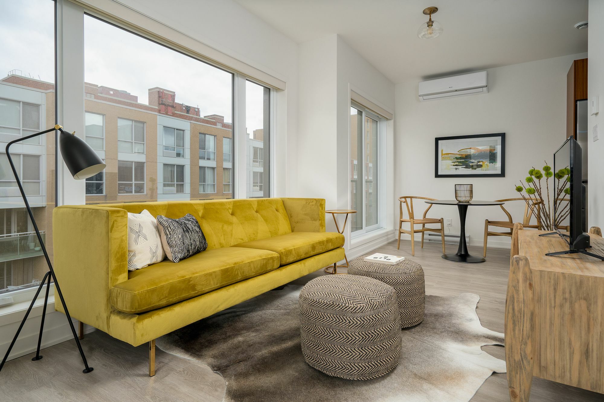 Sharp 1br In Quartier Des Spectacles By Sonder Apartment