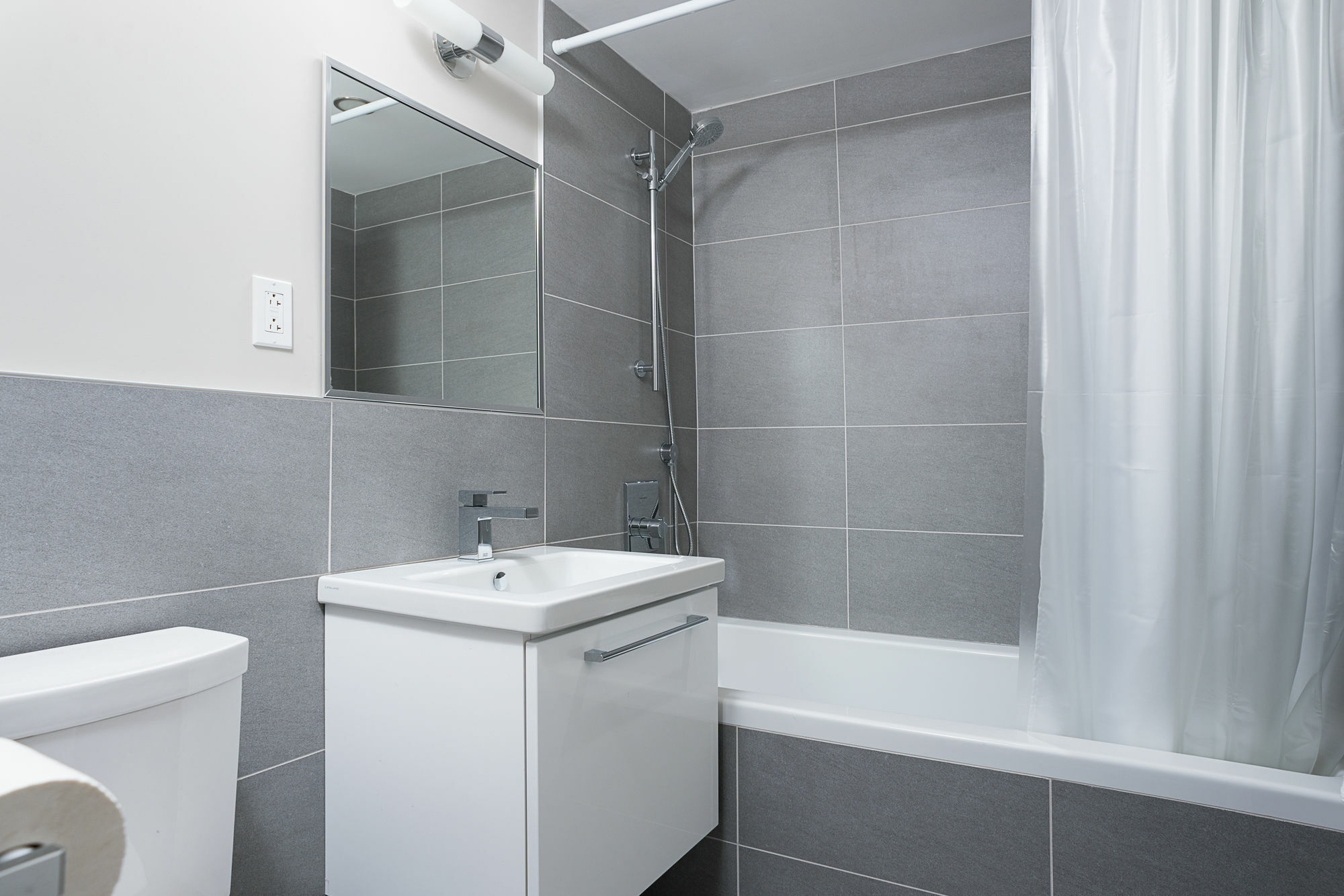 Apartment Chic 1br In Downtown Mtl By Sonder *