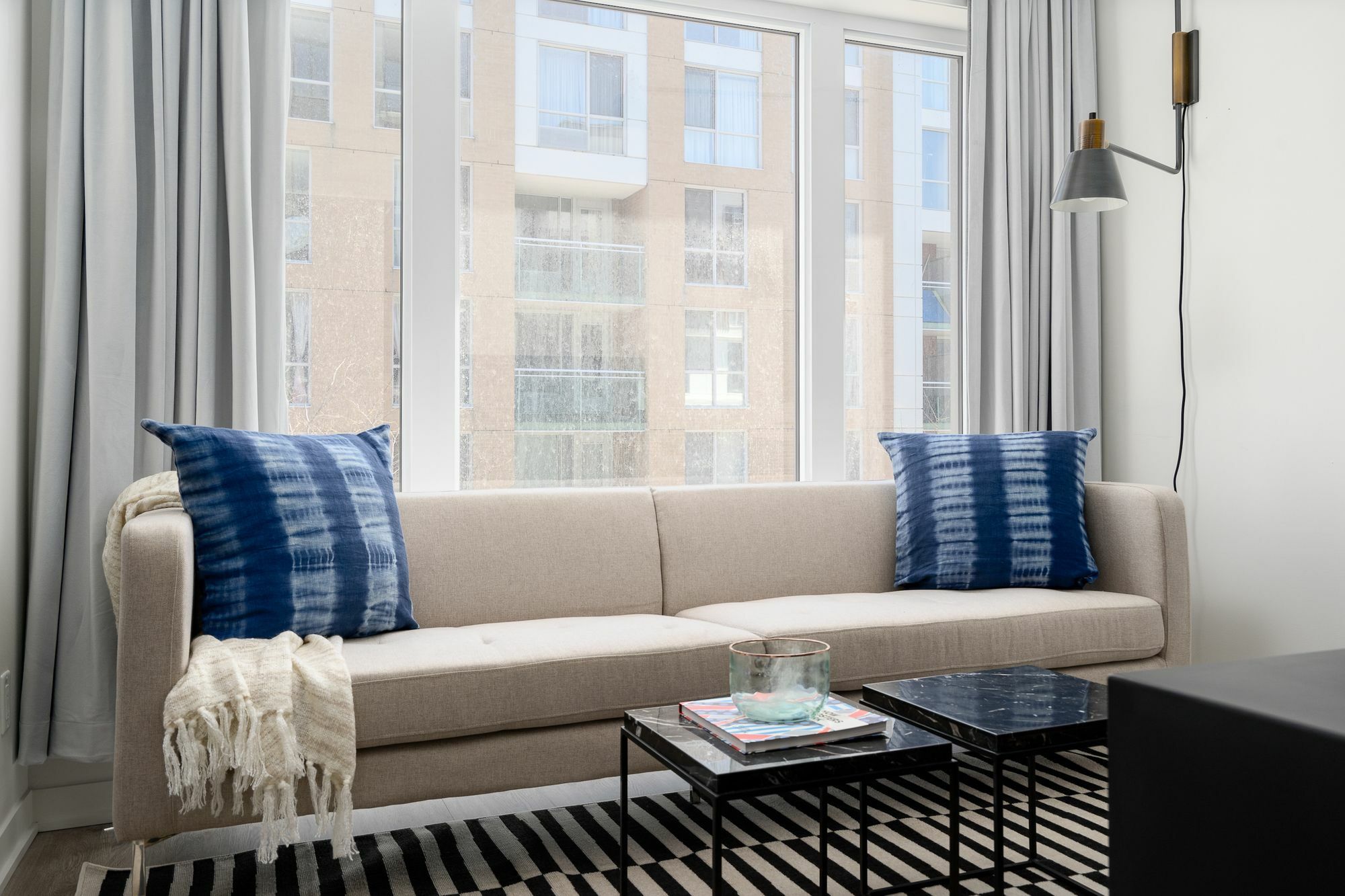 Posh 1br In Quartier Des Spectacles By Sonder * Montreal