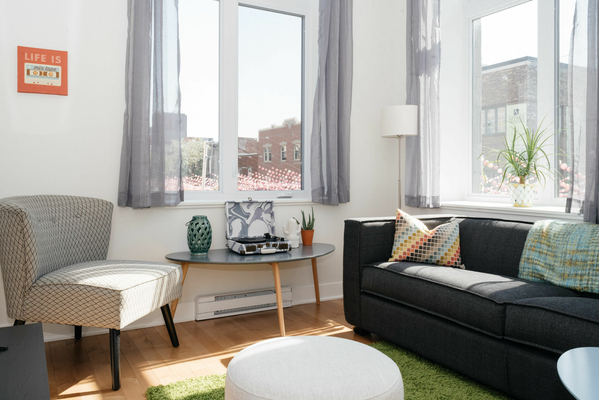 Modern 2br In The Village By Sonder Montreal