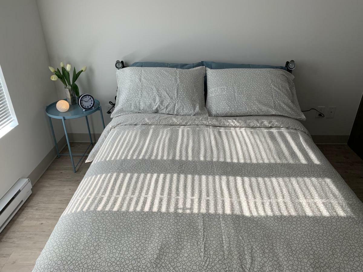 Studio Apartment In Montreal * Montreal