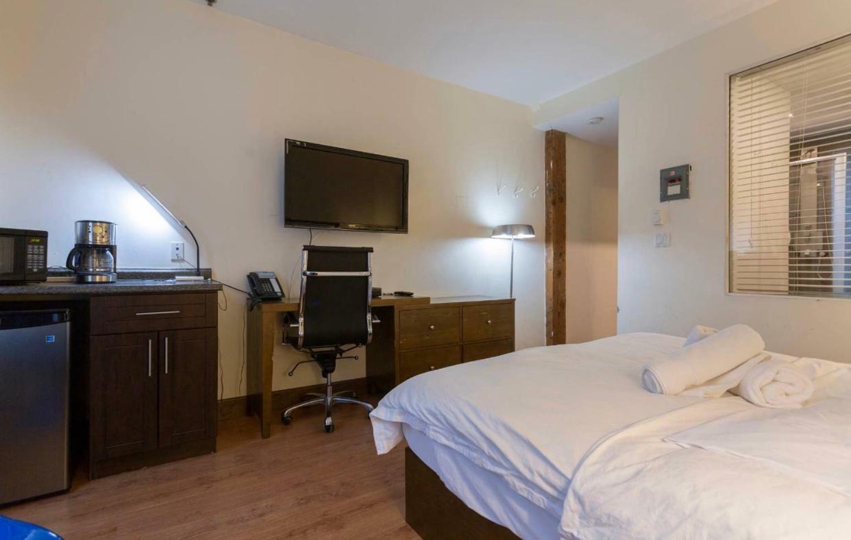 Apartment Downtown Crescent Night Life 208# Montreal