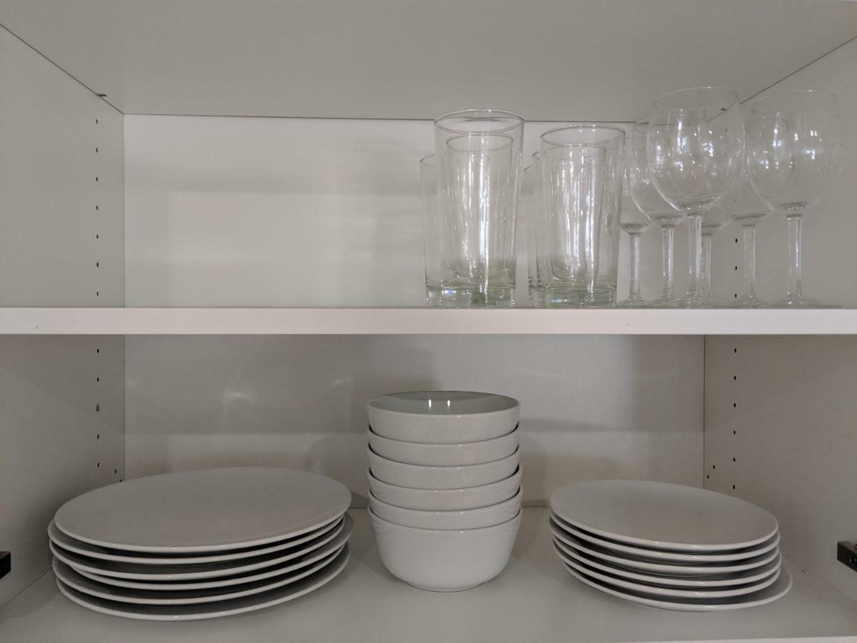 Spacious Basement One Bedroom Apartment, Wifi.