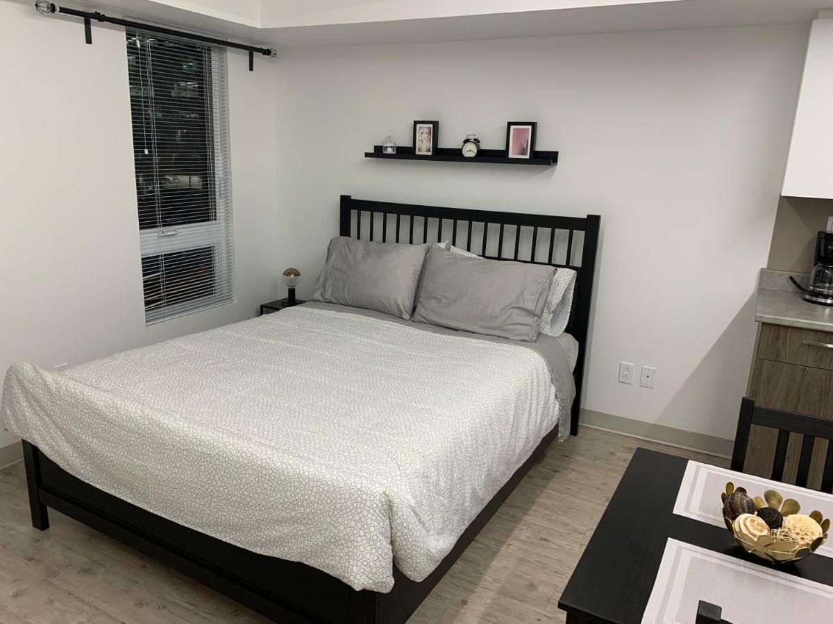 Apartment Studio Apartment In Montreal *