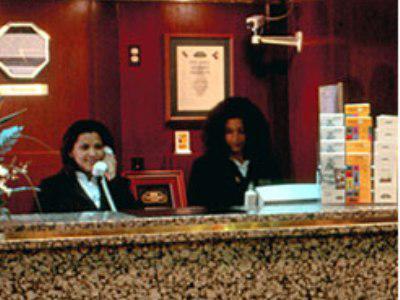 Courtyard Par Marriott Centre-ville Hotel