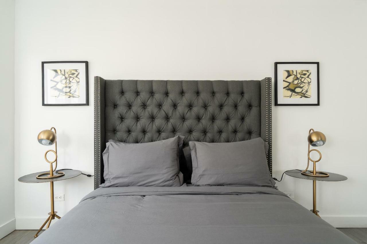 Apartment Lux For Less Montreal